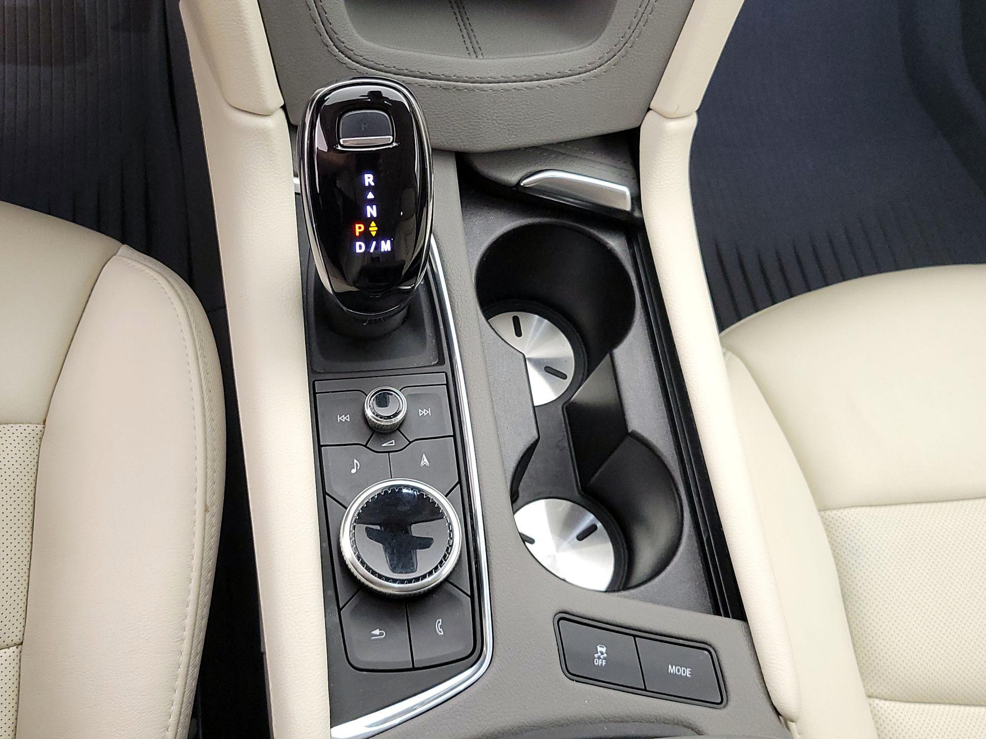 Thumbnail: 2023 Cadillac XT6 - 18