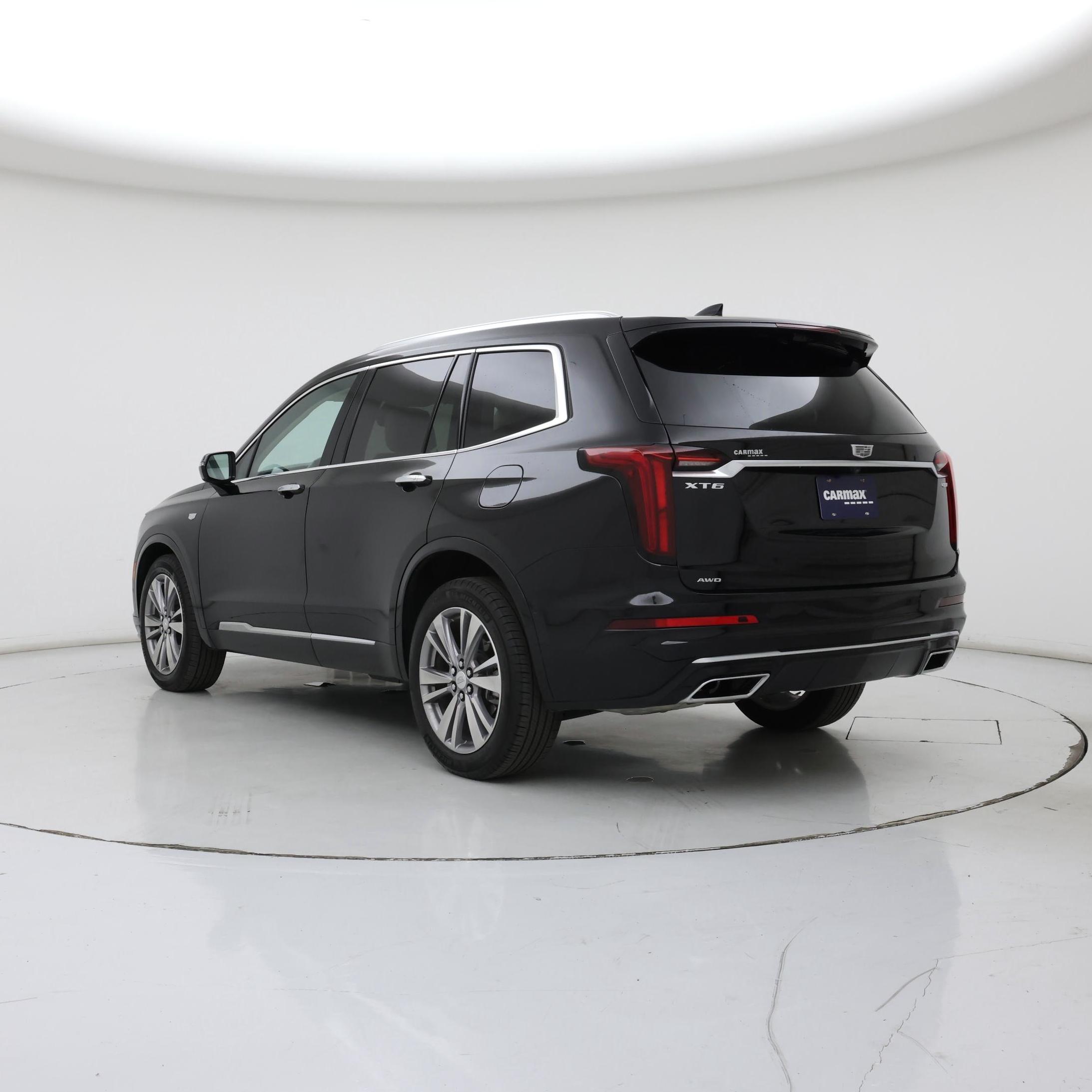 Thumbnail: 2023 Cadillac XT6 - 2