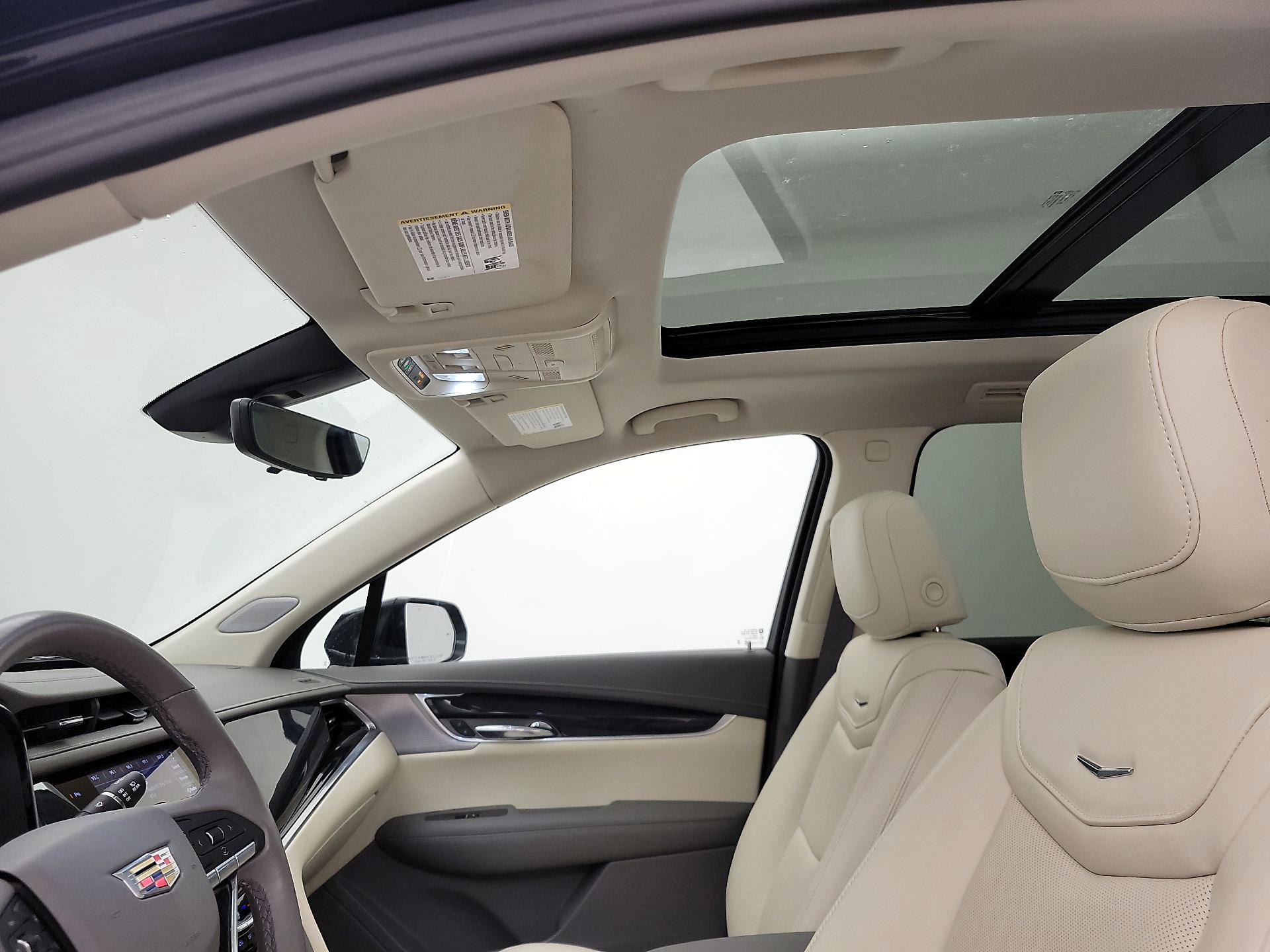 Thumbnail: 2023 Cadillac XT6 - 20