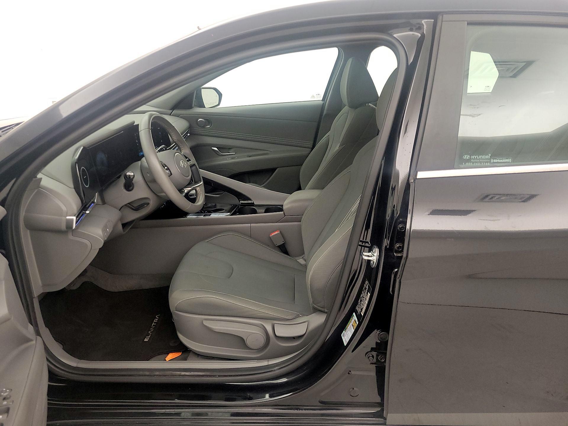 Thumbnail: 2024 Hyundai Elantra - 11