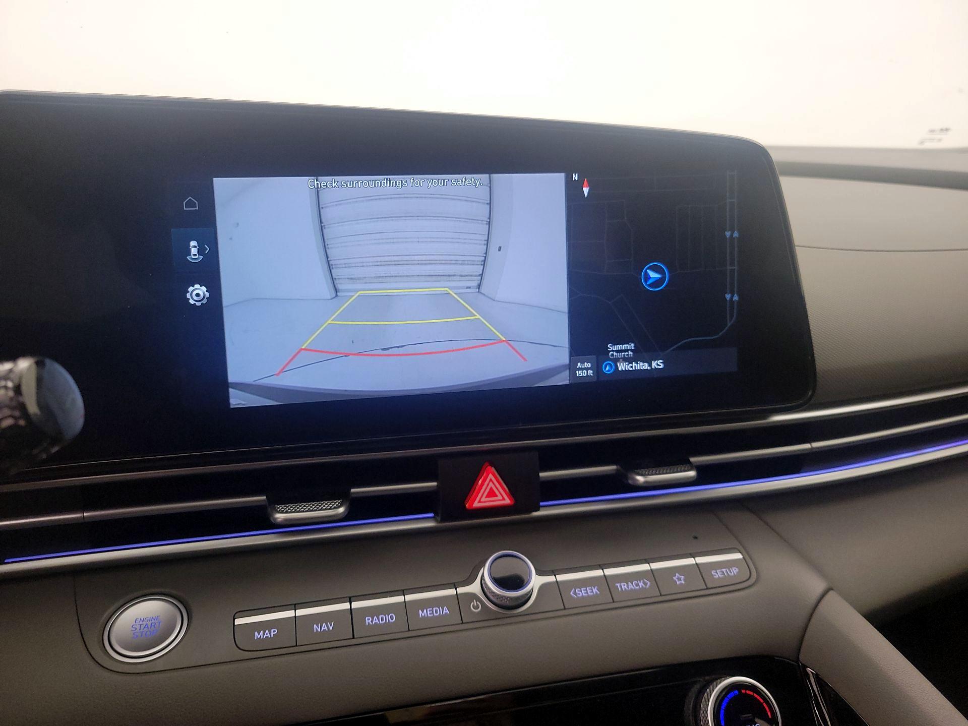Thumbnail: 2024 Hyundai Elantra - 15