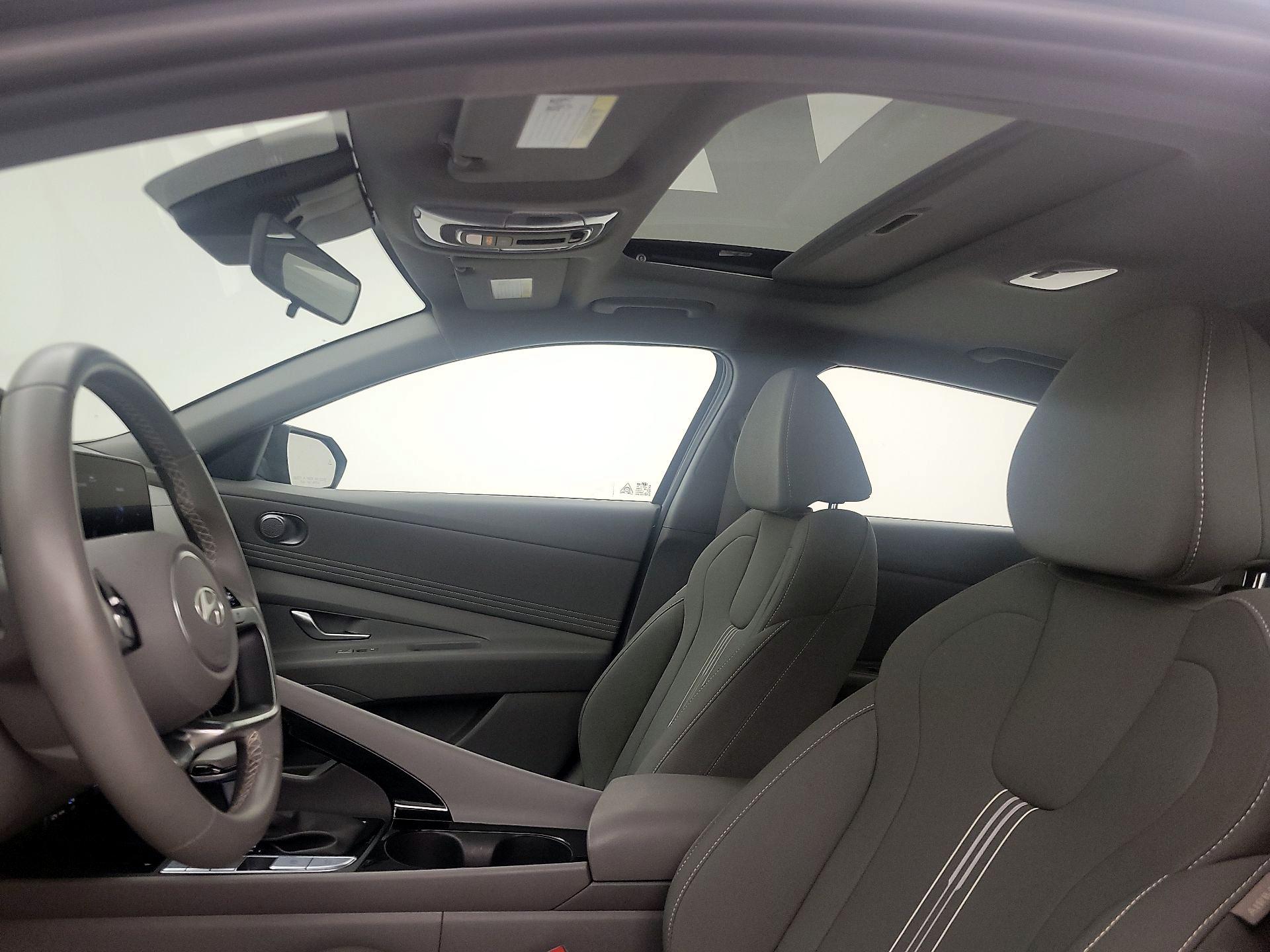 Thumbnail: 2024 Hyundai Elantra - 20