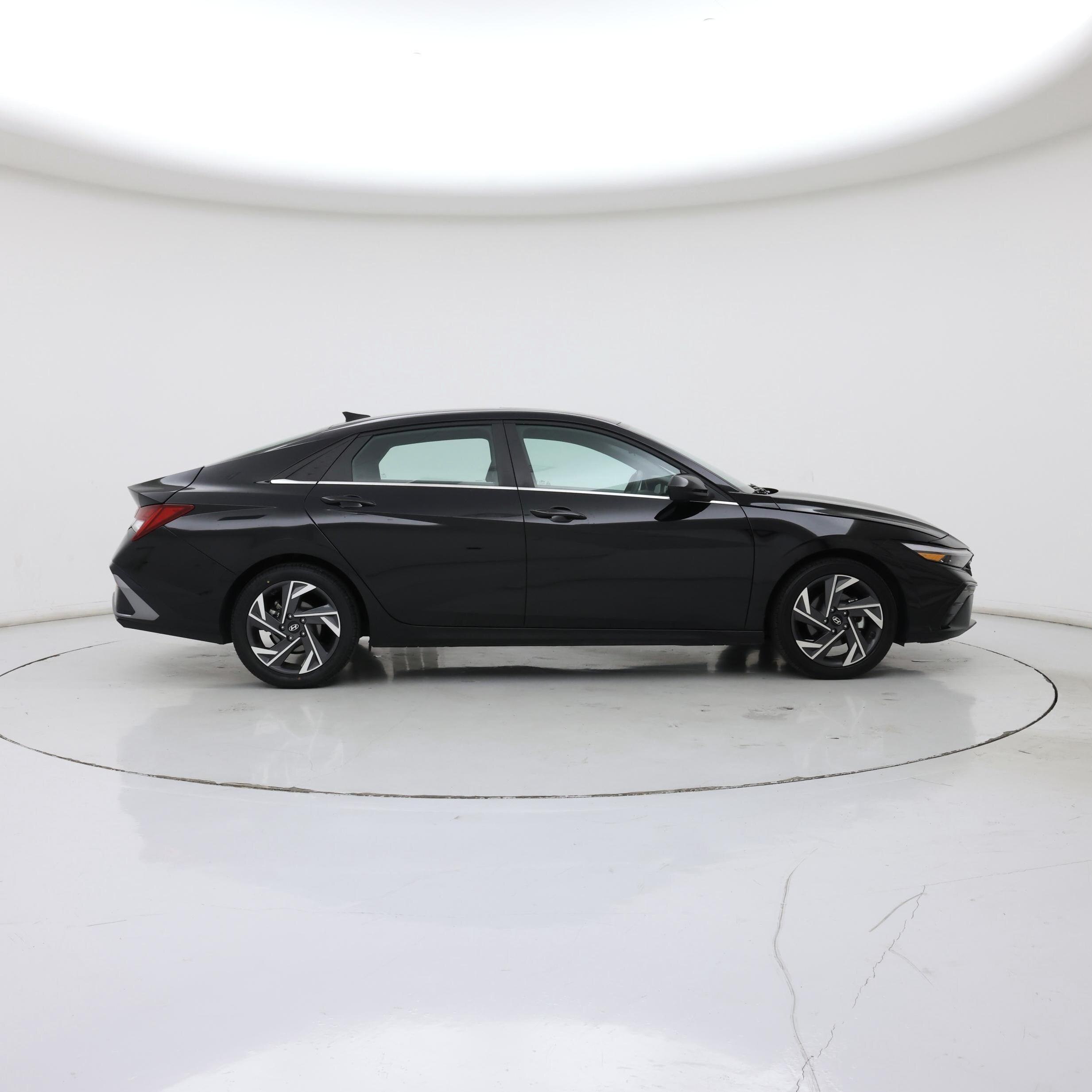 Thumbnail: 2024 Hyundai Elantra - 7