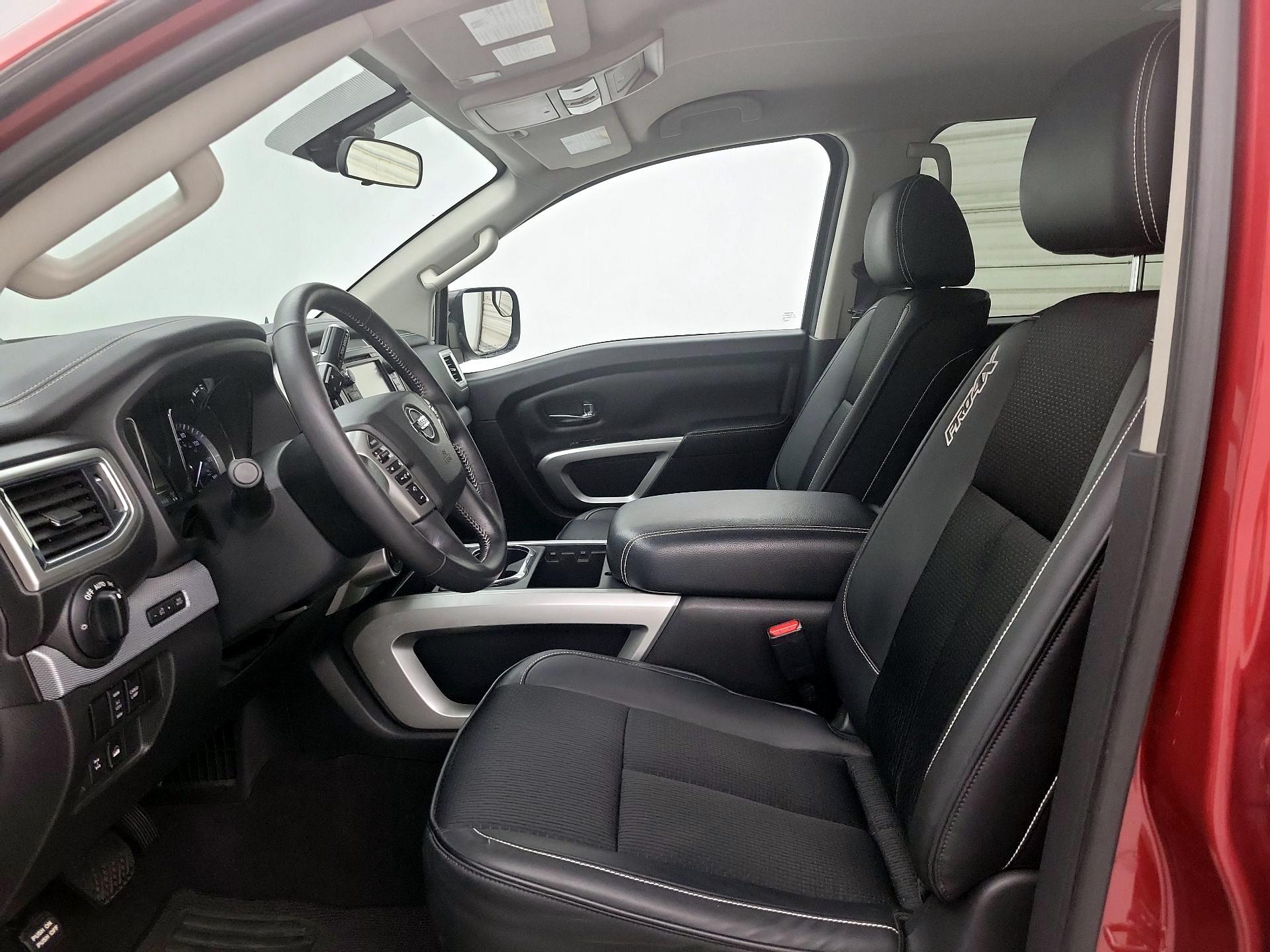 Thumbnail: 2018 Nissan Titan - 11