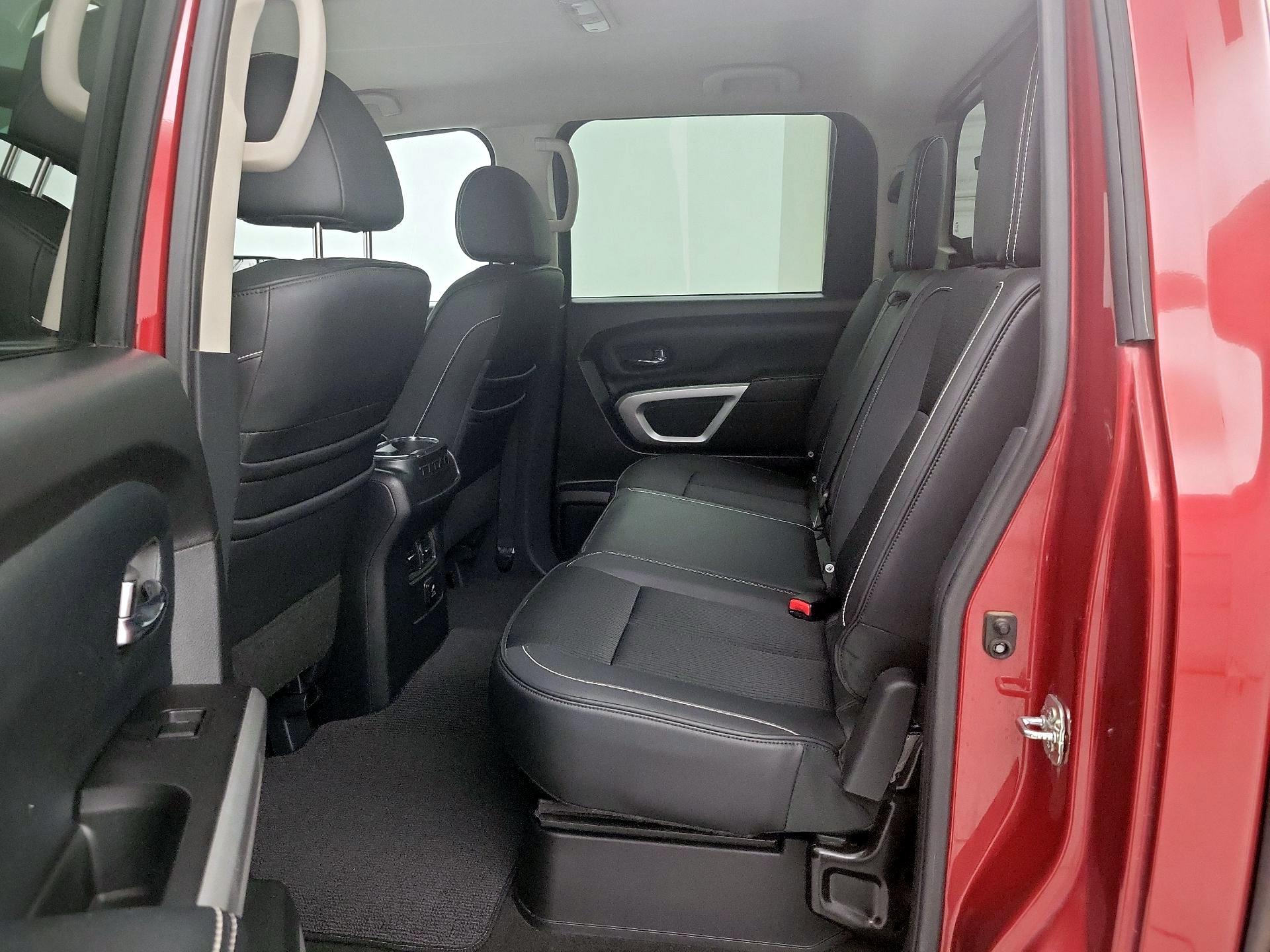 Thumbnail: 2018 Nissan Titan - 20