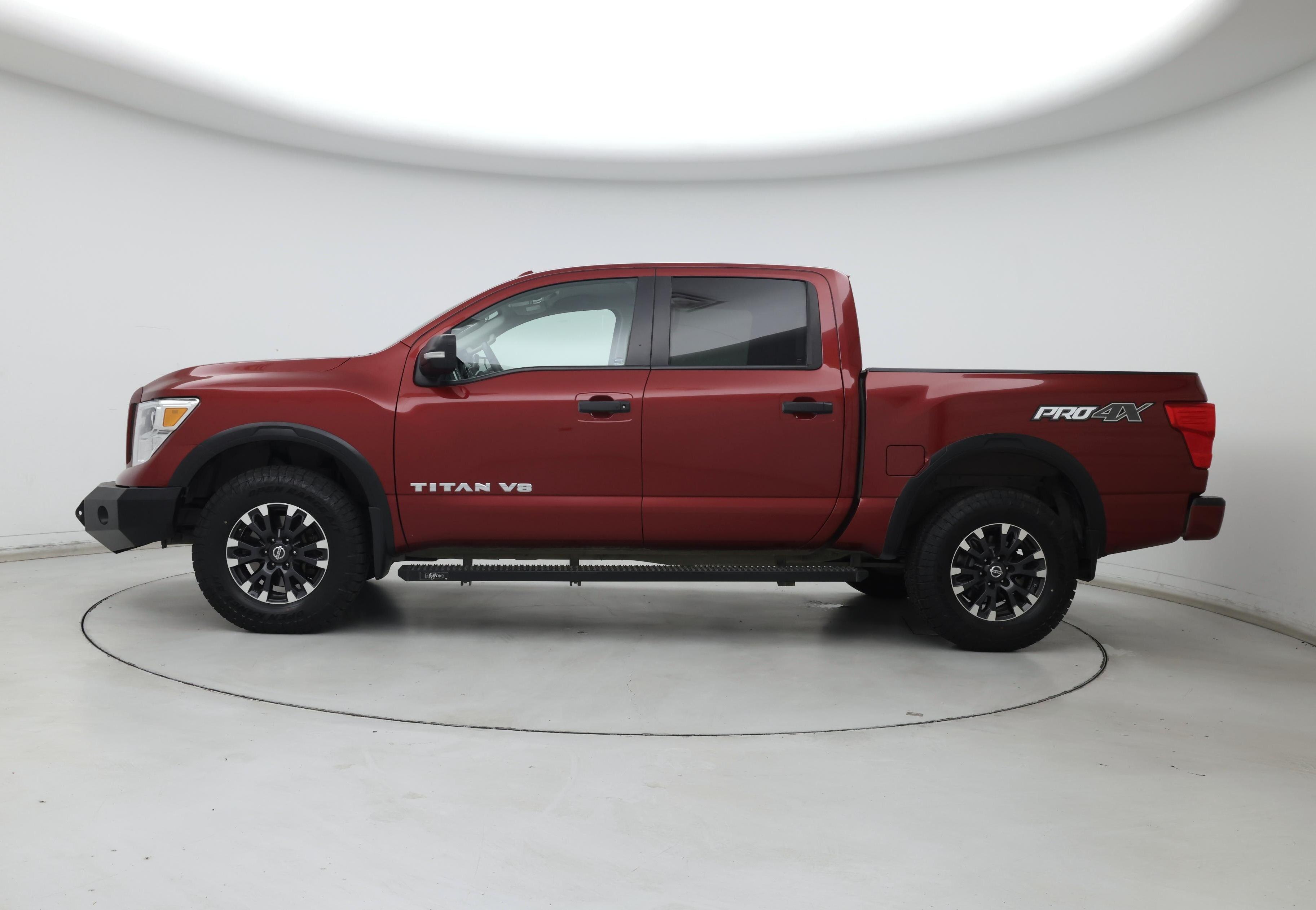 Thumbnail: 2018 Nissan Titan - 3