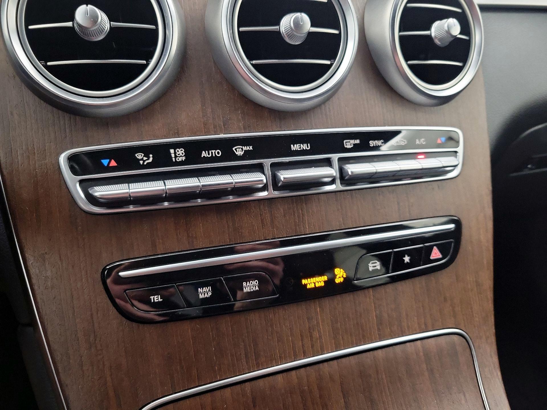 Thumbnail: 2020 Mercedes-Benz GLC - 16