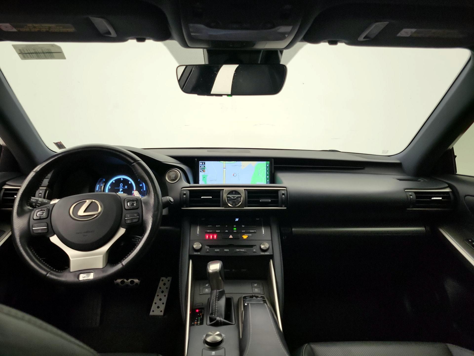 Thumbnail: 2018 Lexus IS - 9