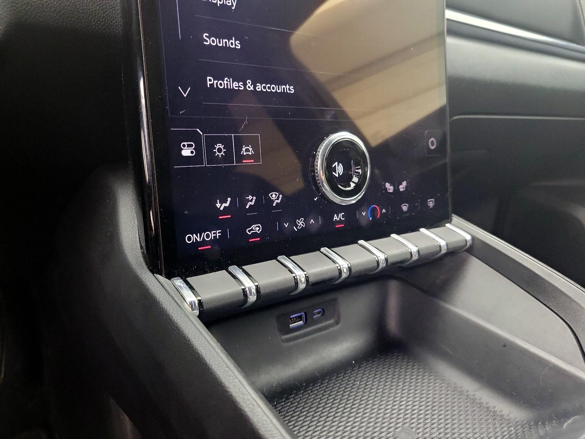 Thumbnail: 2025 GMC Terrain - 17