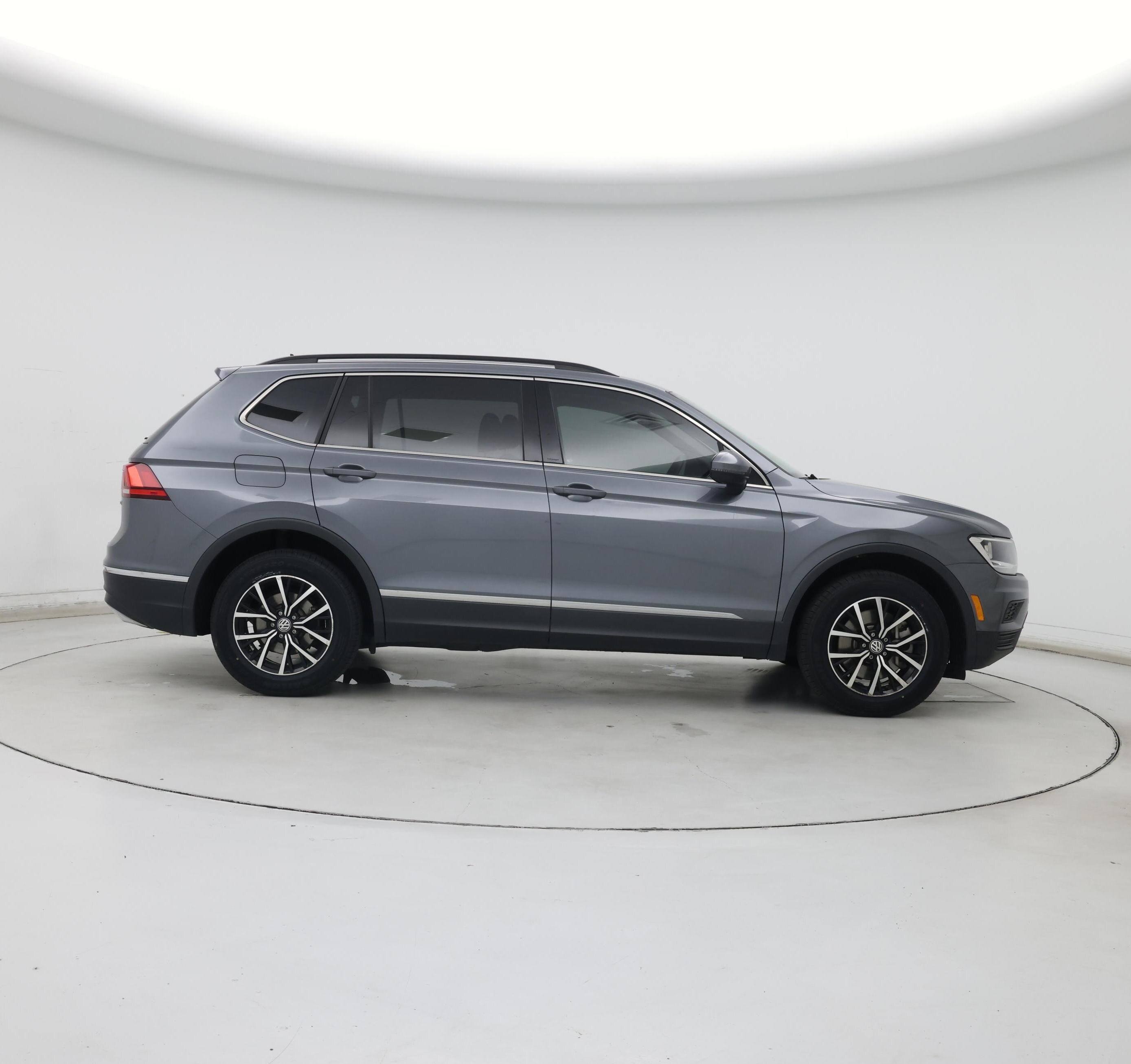 Thumbnail: 2021 Volkswagen Tiguan - 7