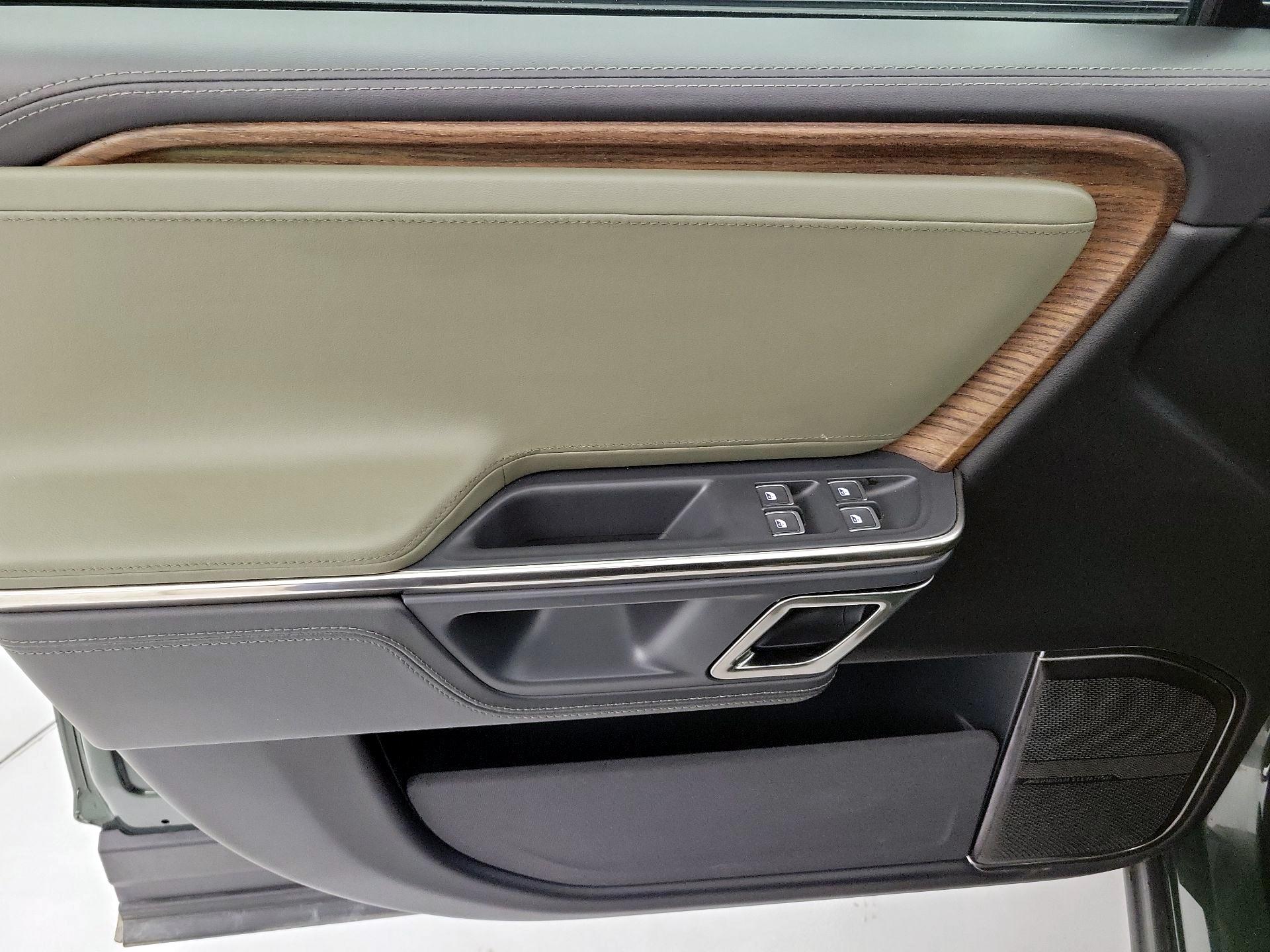 Thumbnail: 2022 Rivian R1T - 12