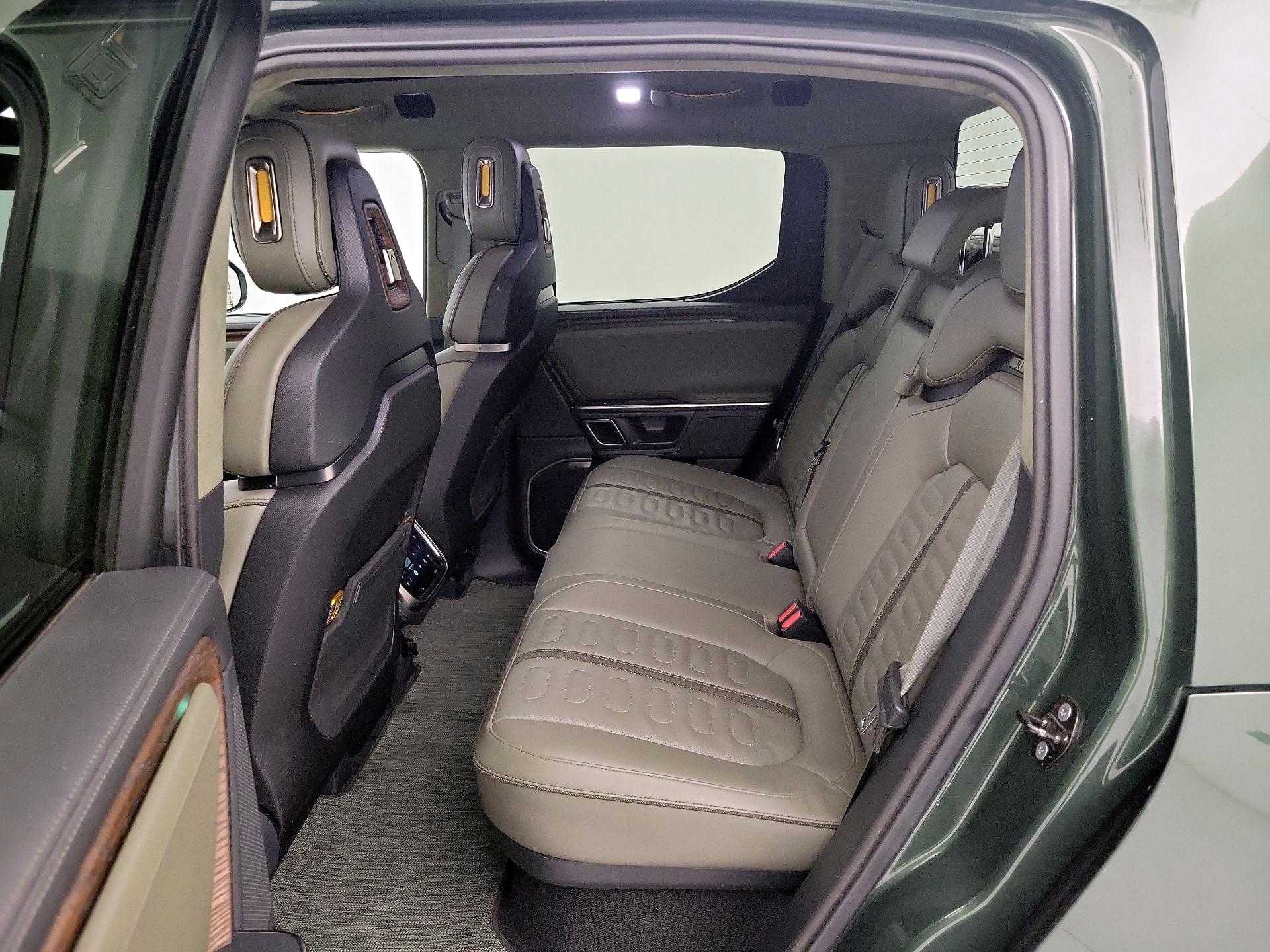 Thumbnail: 2022 Rivian R1T - 19