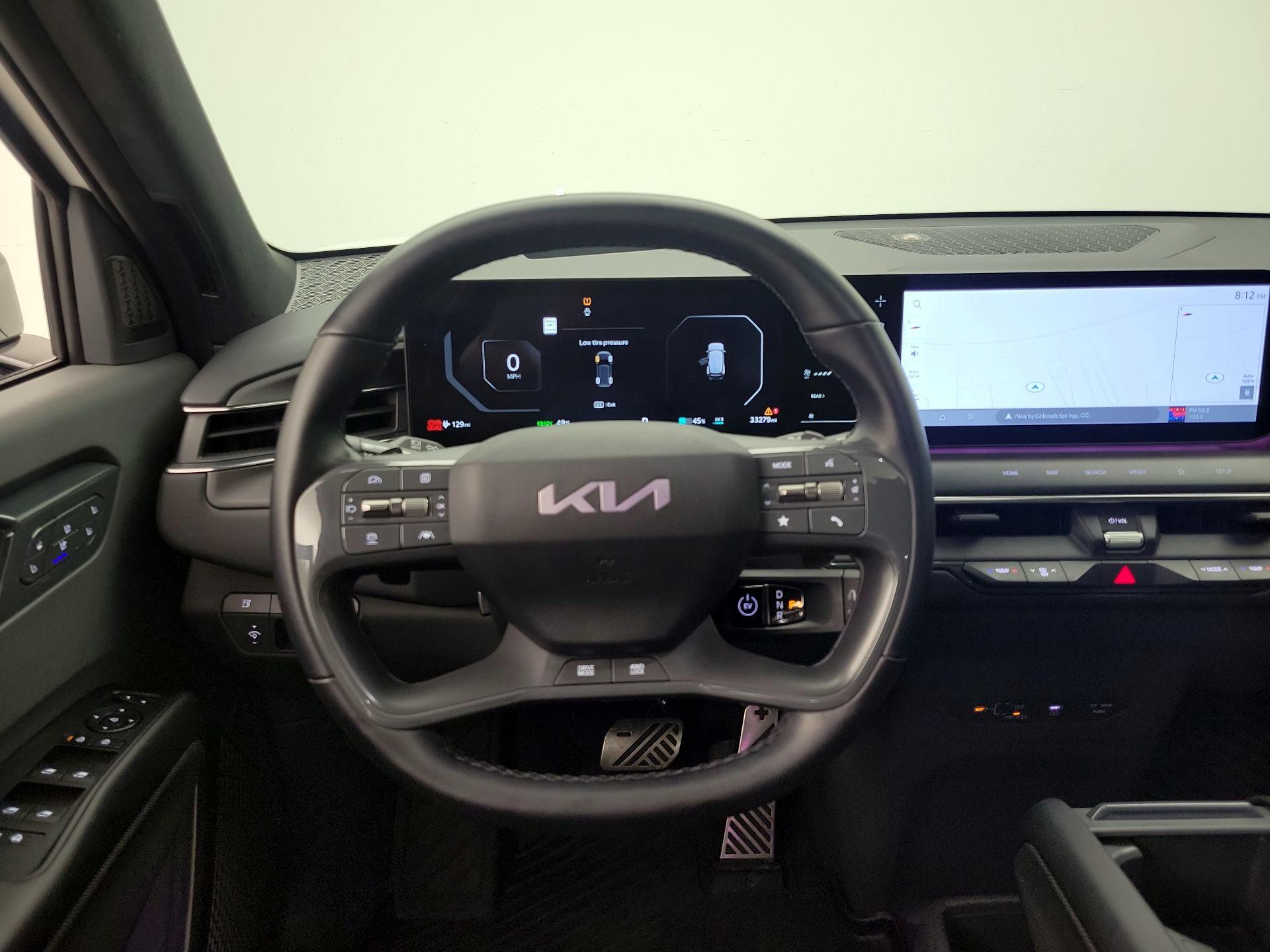 Thumbnail: 2024 Kia EV9 - 10