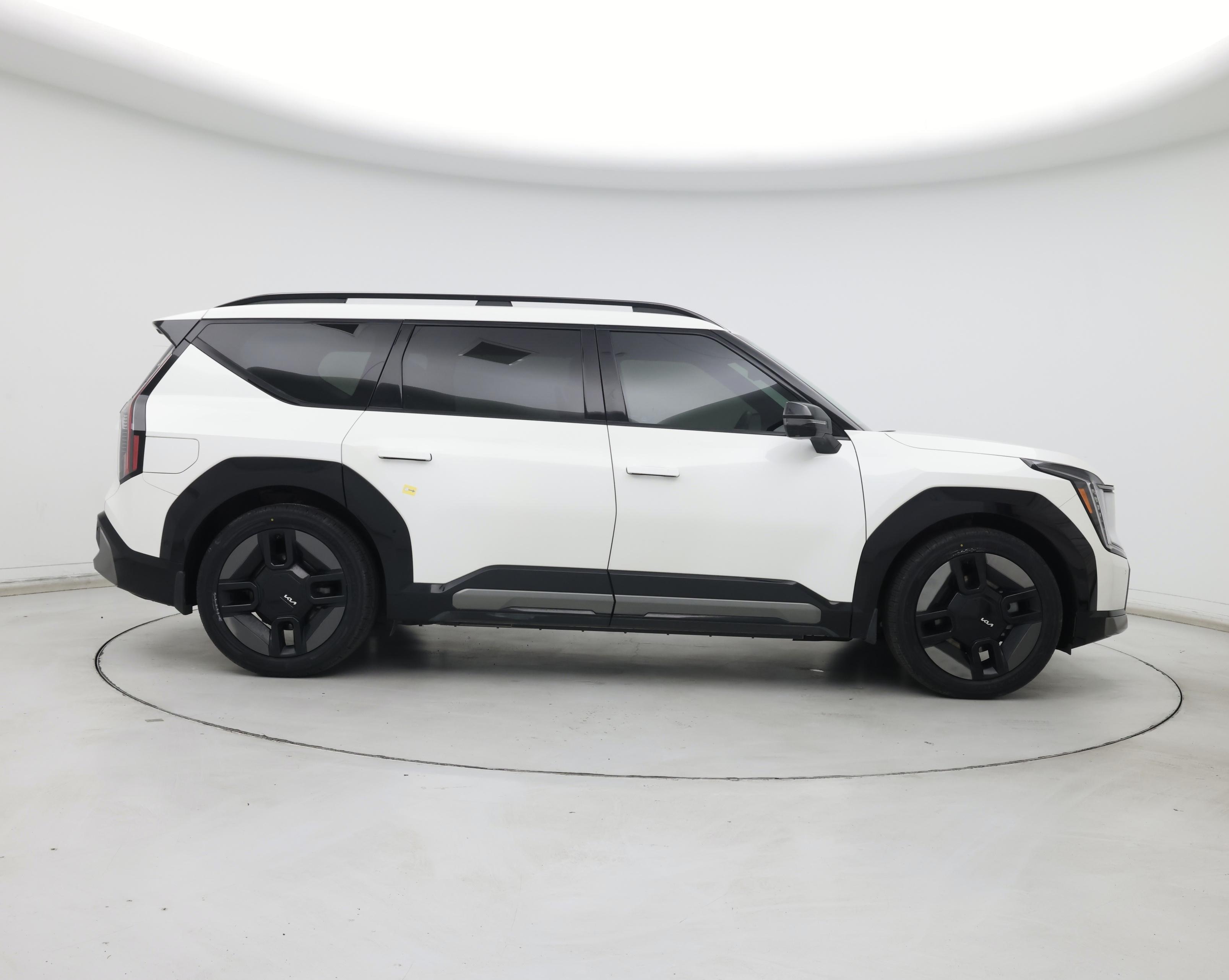 Thumbnail: 2024 Kia EV9 - 7