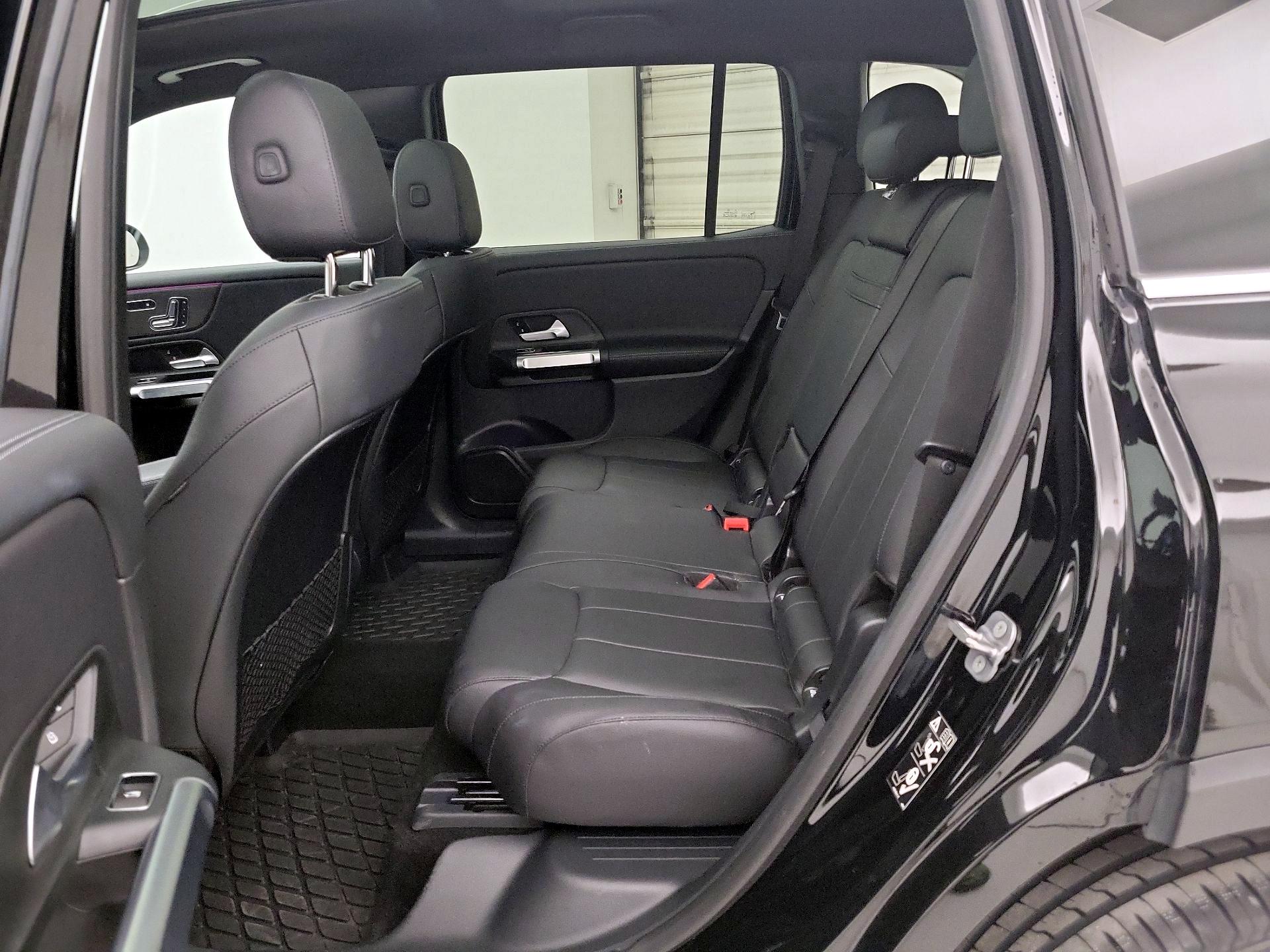 Thumbnail: 2023 Mercedes-Benz GLB - 20