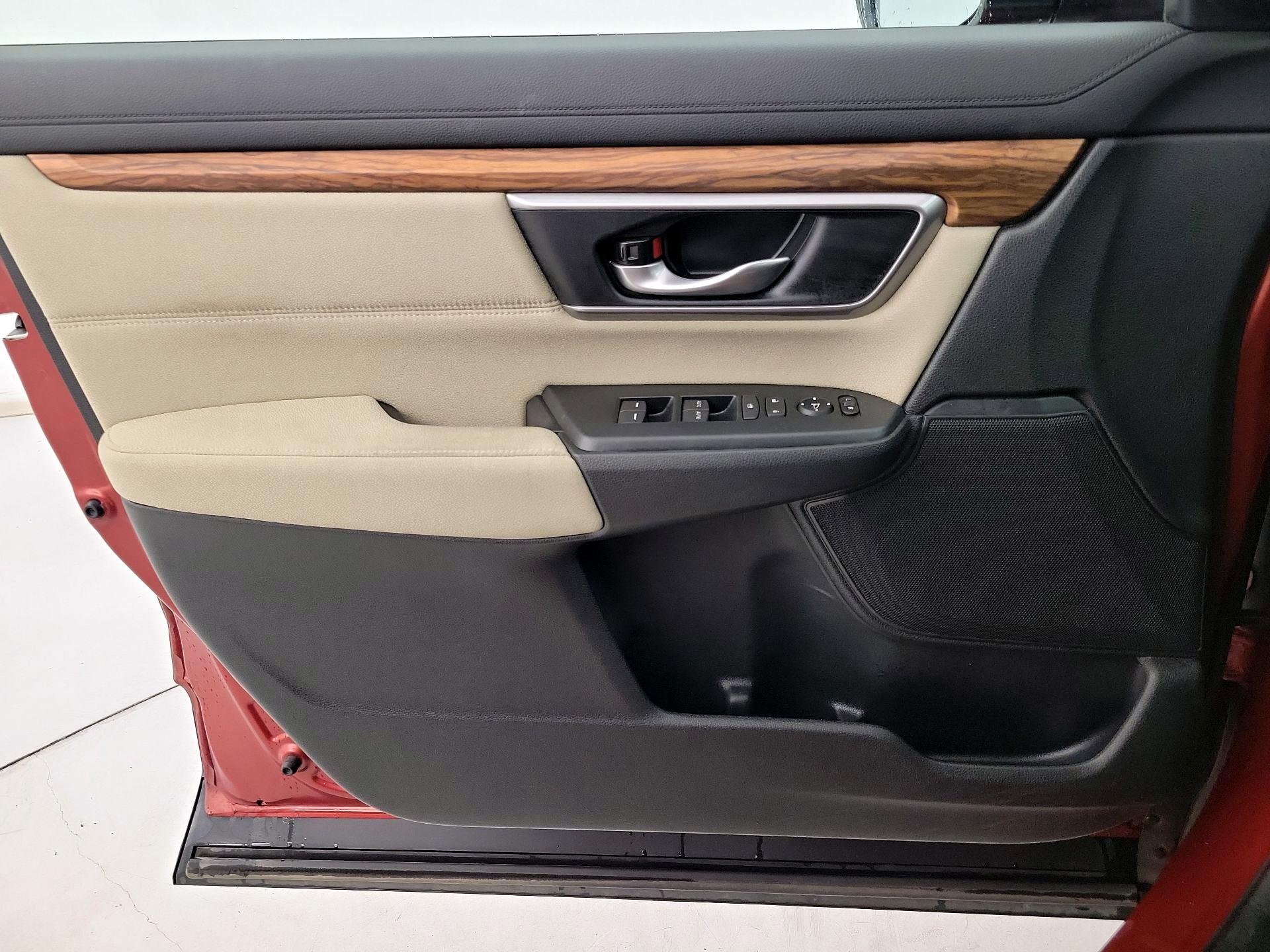 Thumbnail: 2018 Honda CR-V - 12
