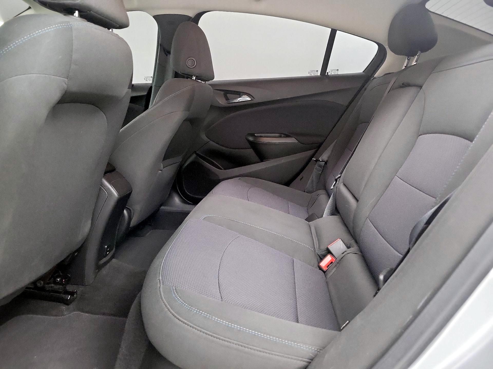 Thumbnail: 2018 Chevrolet Cruze - 19