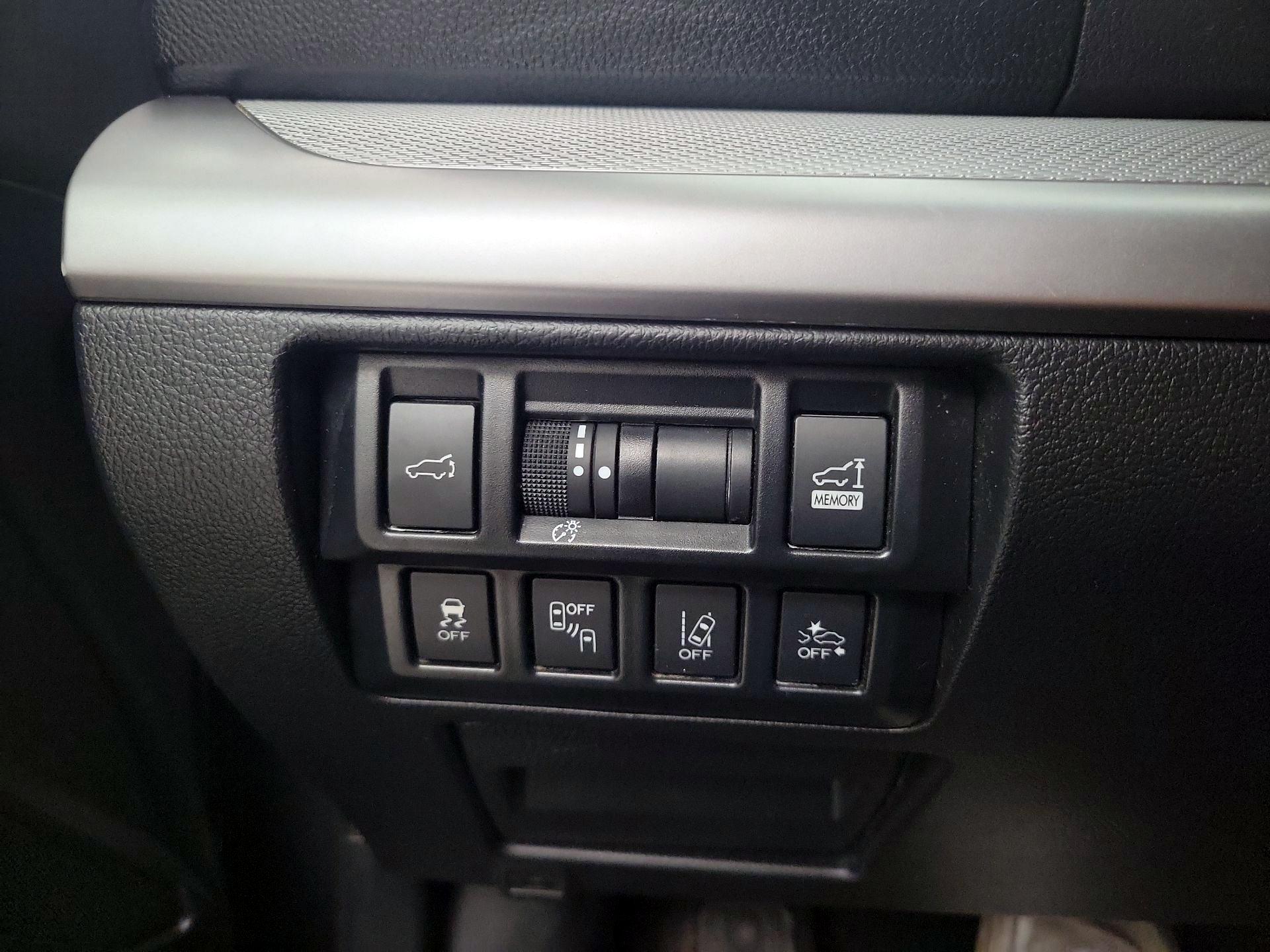 Thumbnail: 2019 Subaru Outback - 13