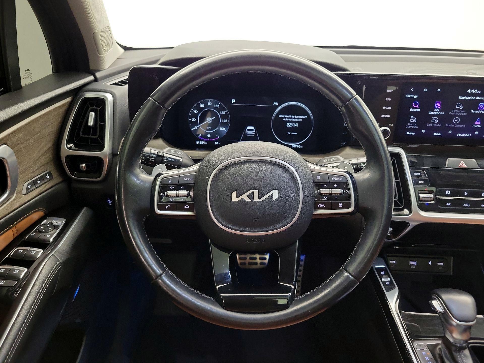 Thumbnail: 2022 Kia Sorento - 10