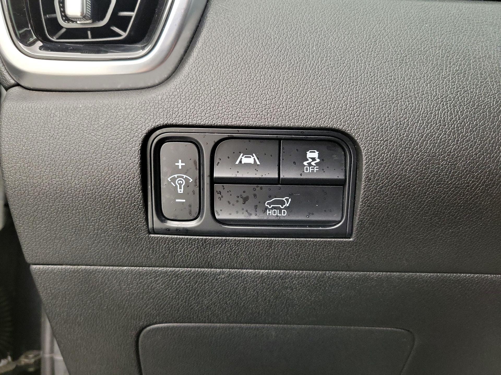 Thumbnail: 2022 Kia Sorento - 13