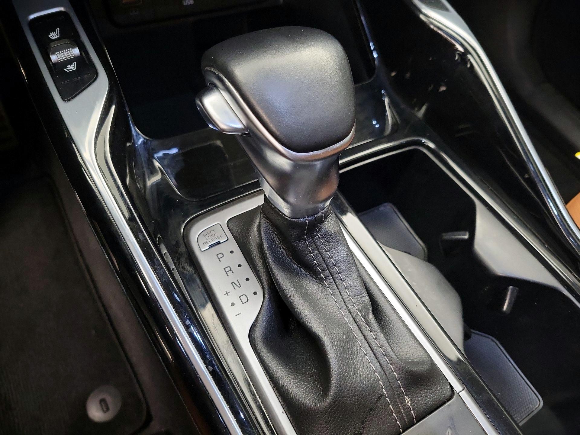 Thumbnail: 2022 Kia Sorento - 18