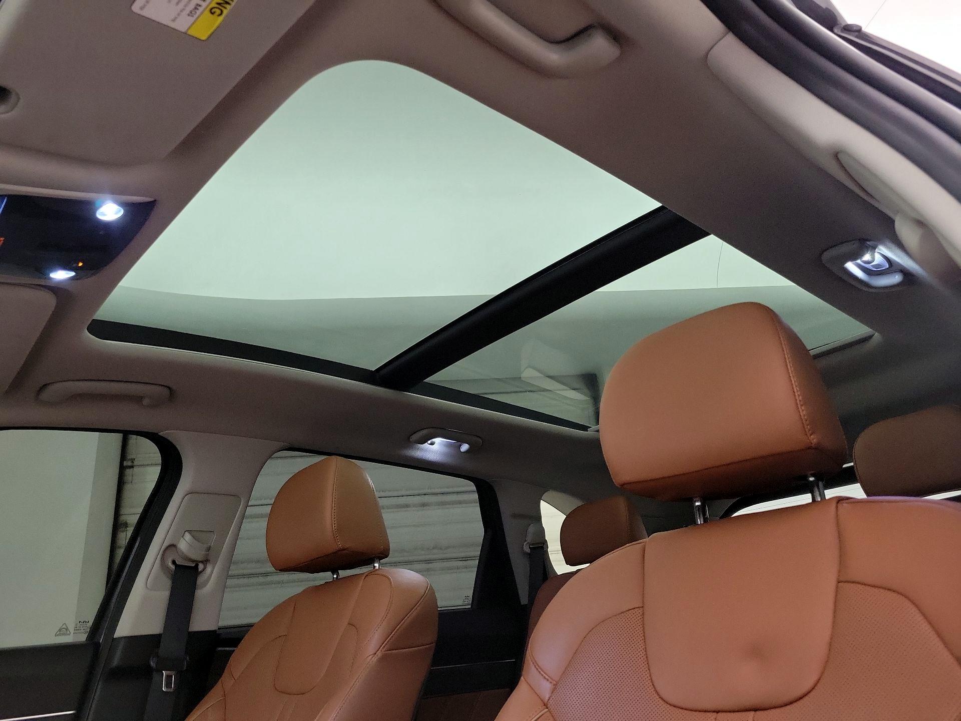 Thumbnail: 2022 Kia Sorento - 20