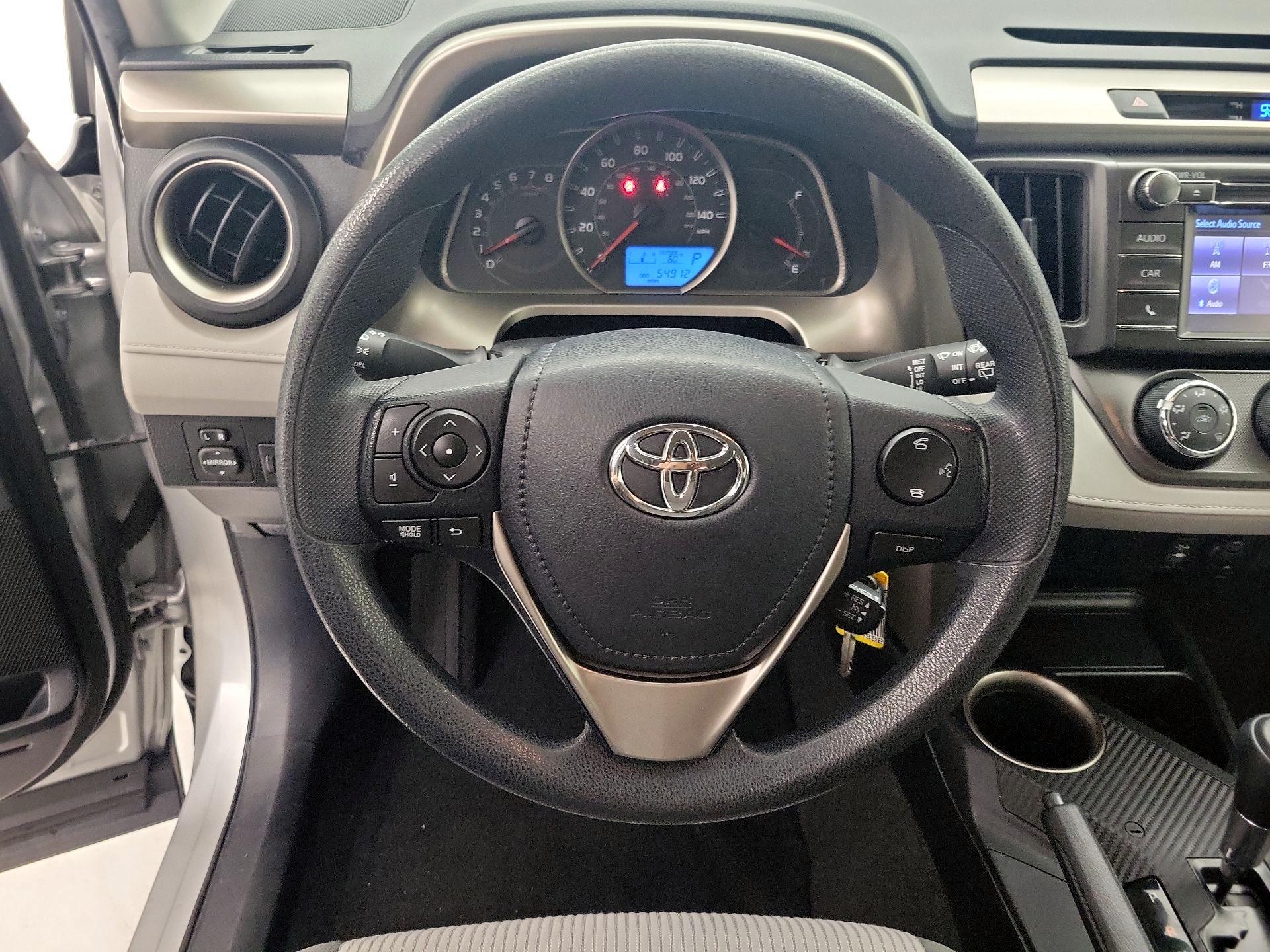 Thumbnail: 2015 Toyota RAV4 - 10