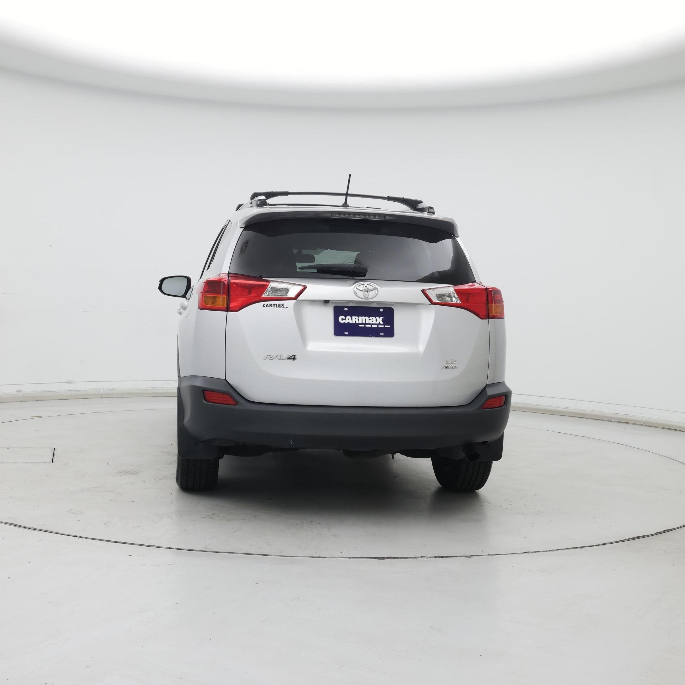 Thumbnail: 2015 Toyota RAV4 - 6