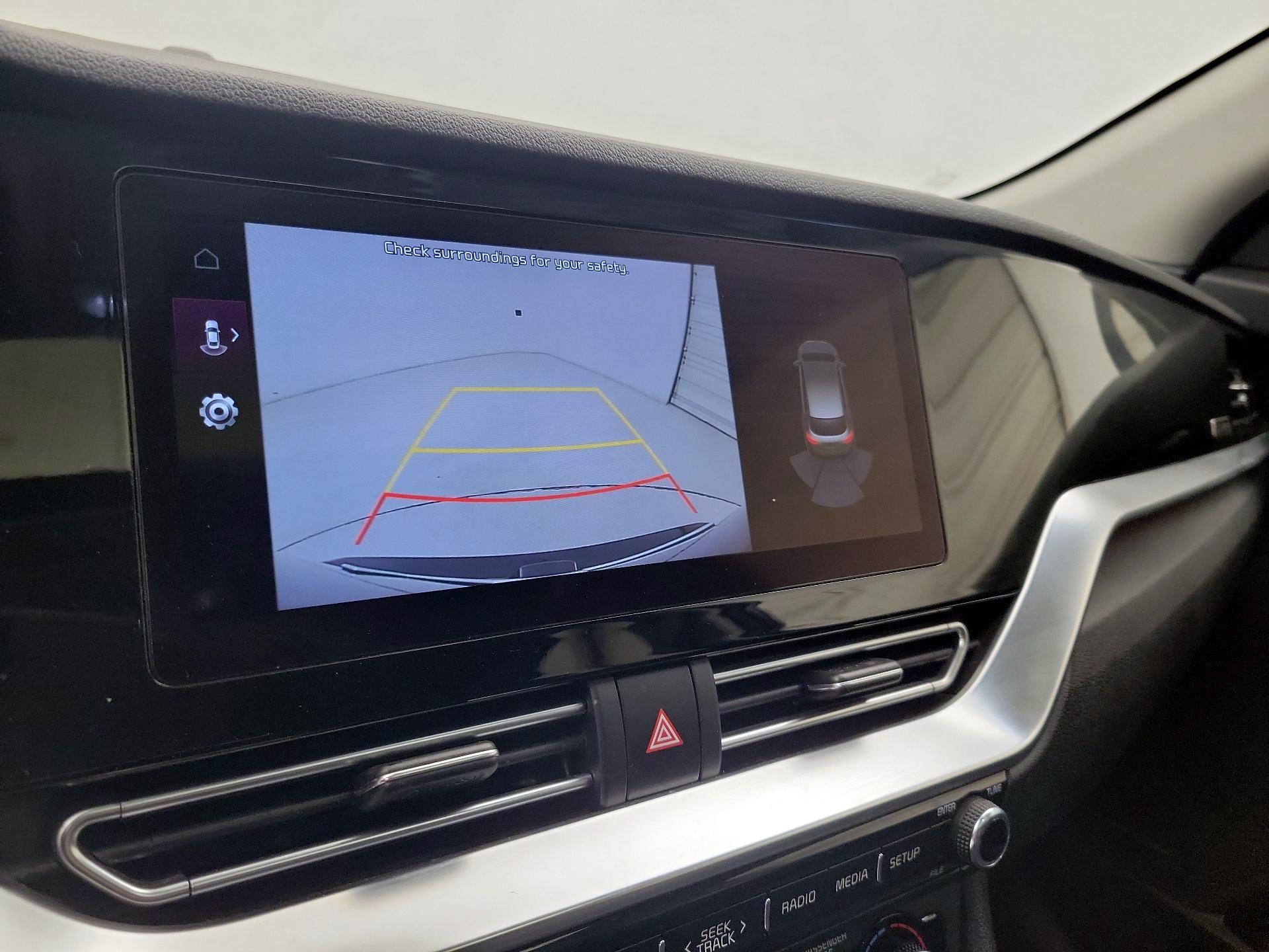 Thumbnail: 2022 Kia Niro - 15