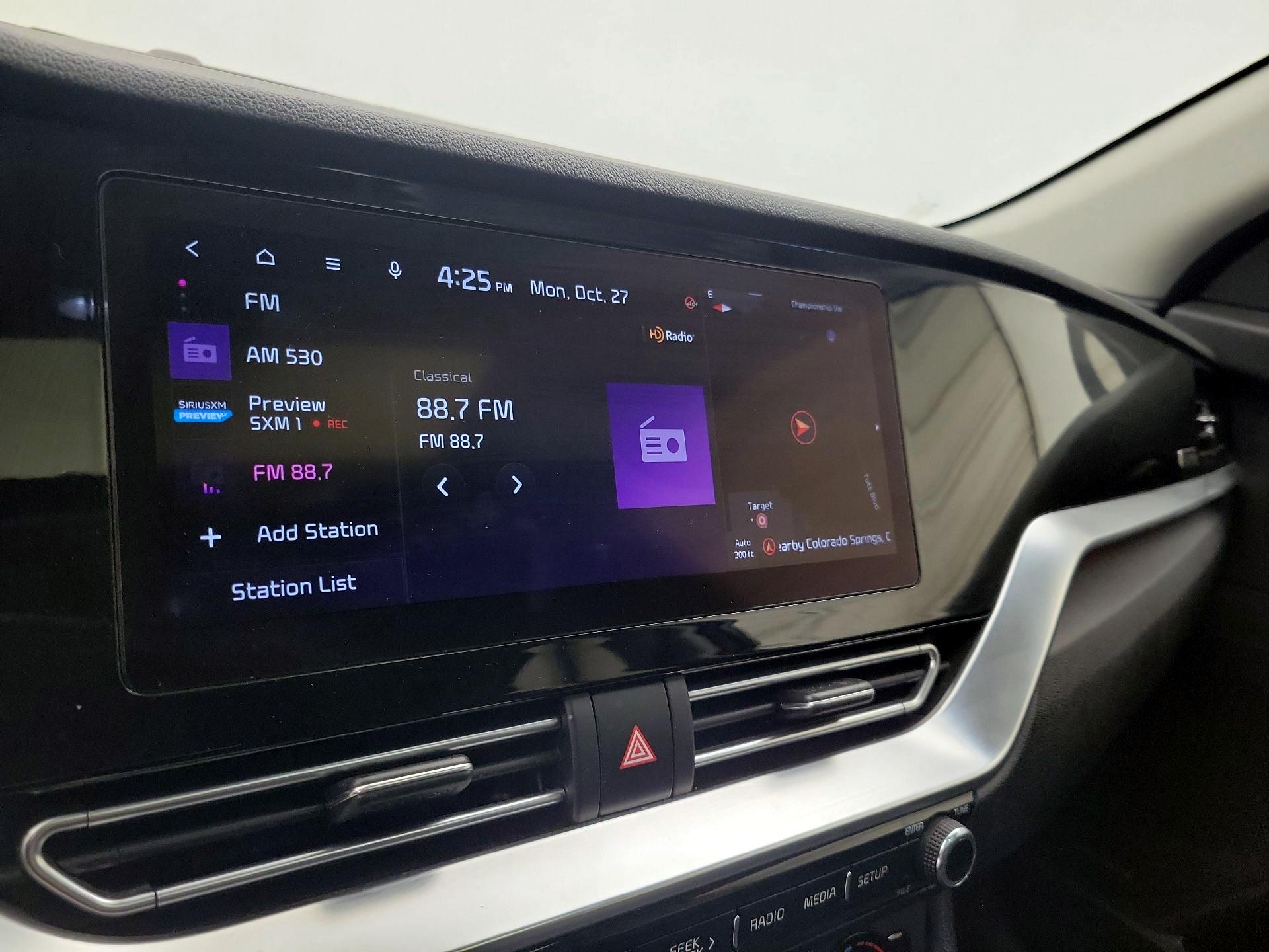 Thumbnail: 2022 Kia Niro - 16