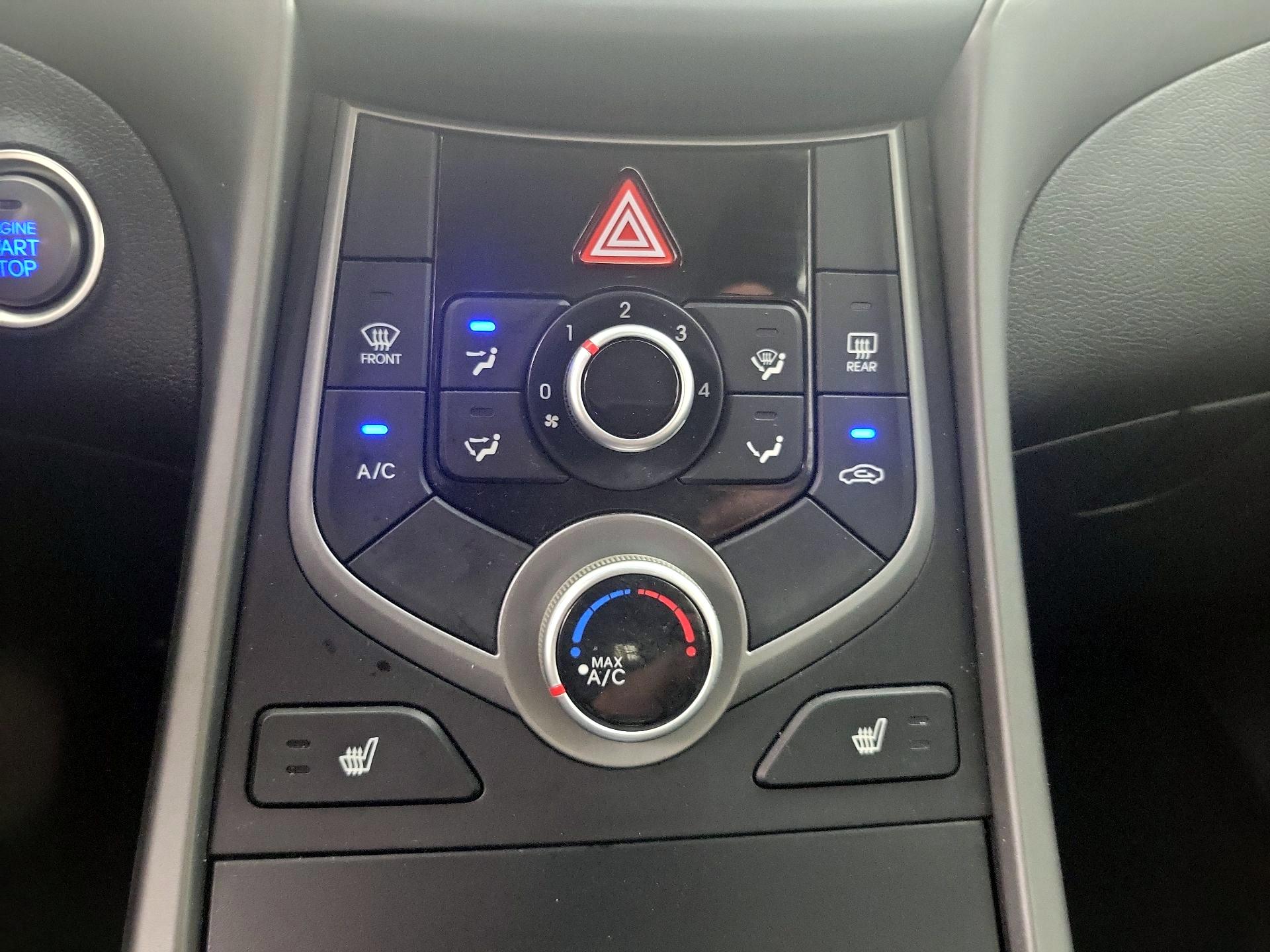 Thumbnail: 2016 Hyundai Elantra - 16