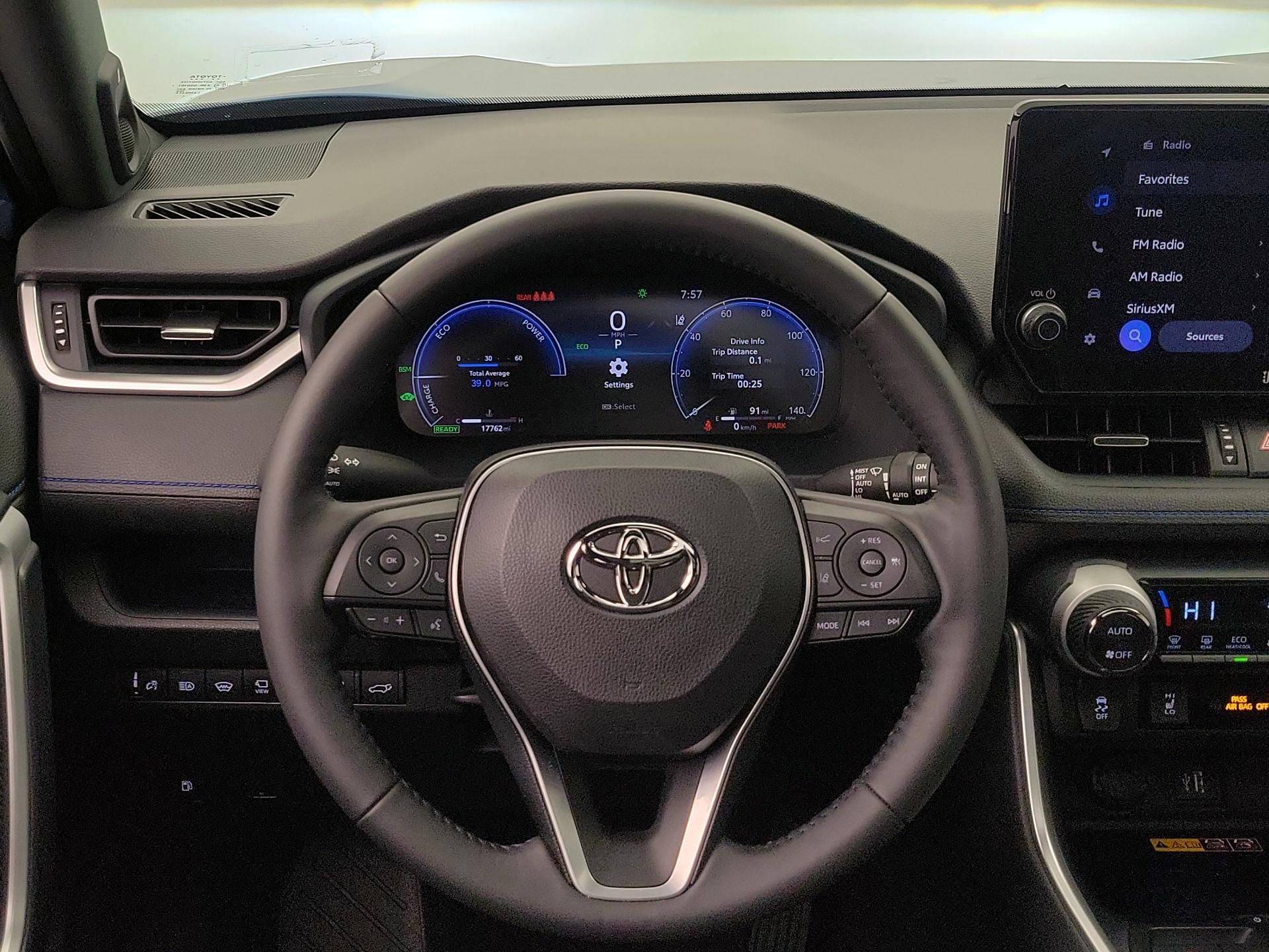 Thumbnail: 2024 Toyota RAV4 - 10