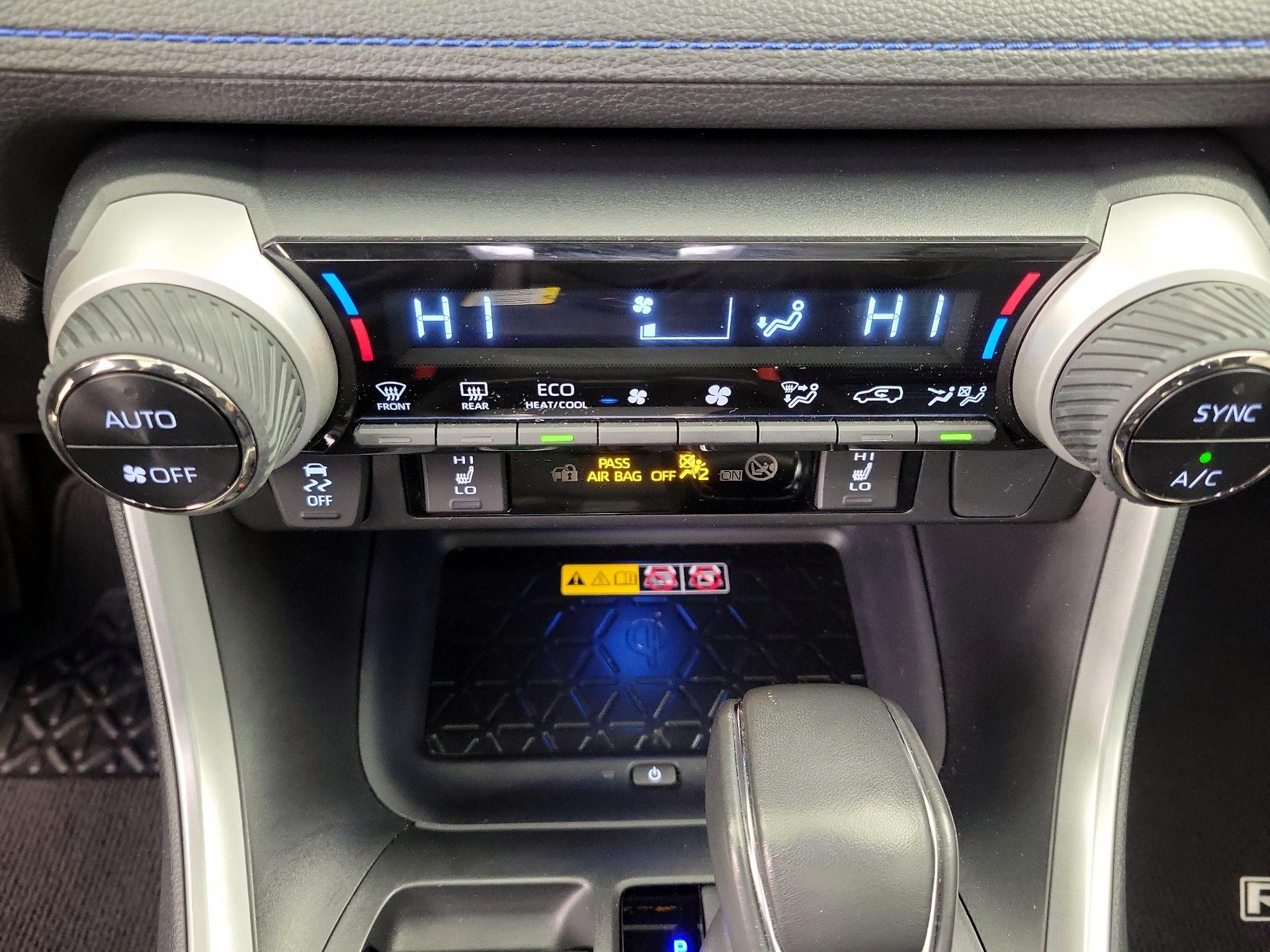 Thumbnail: 2024 Toyota RAV4 - 16