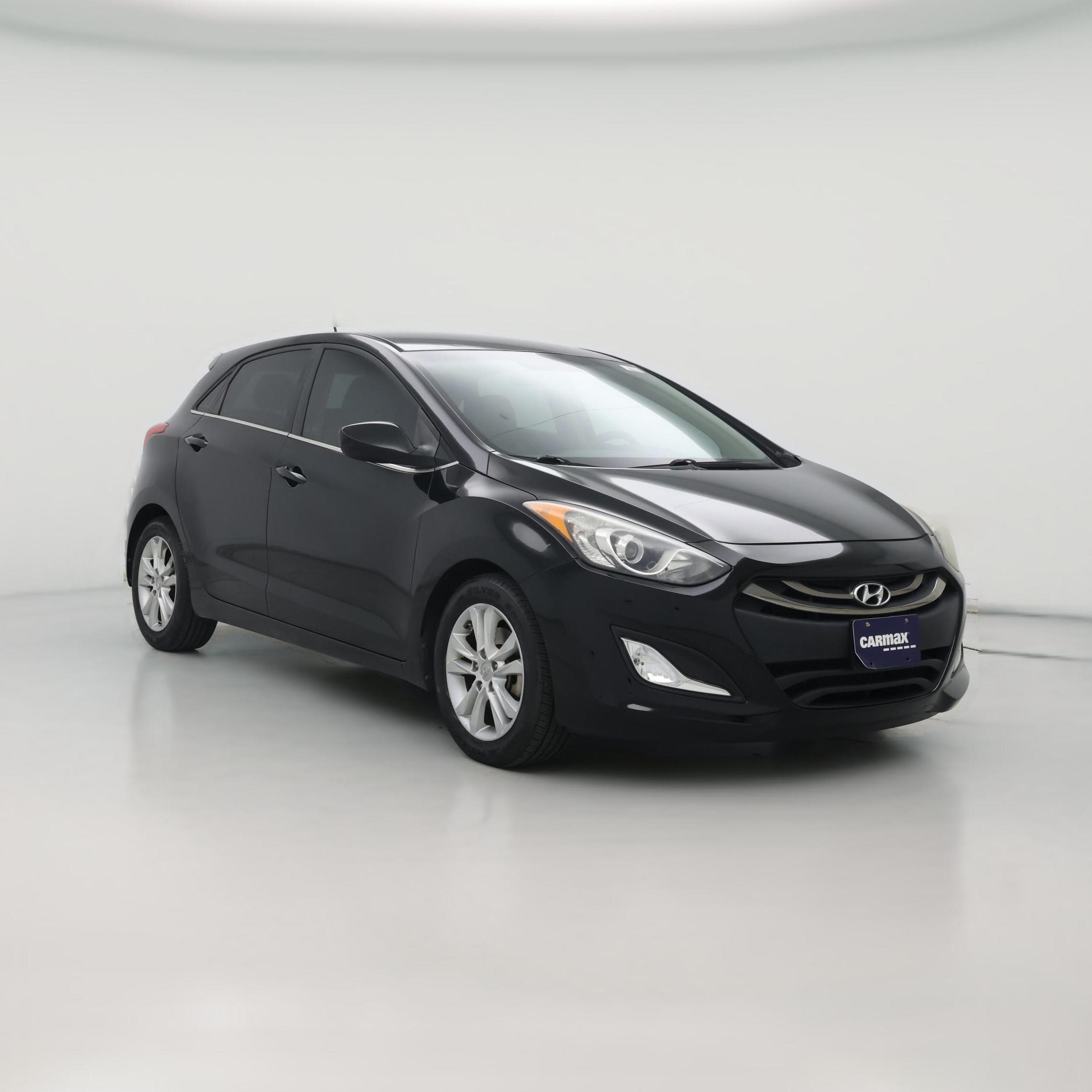 Thumbnail: 2015 Hyundai Elantra - 1