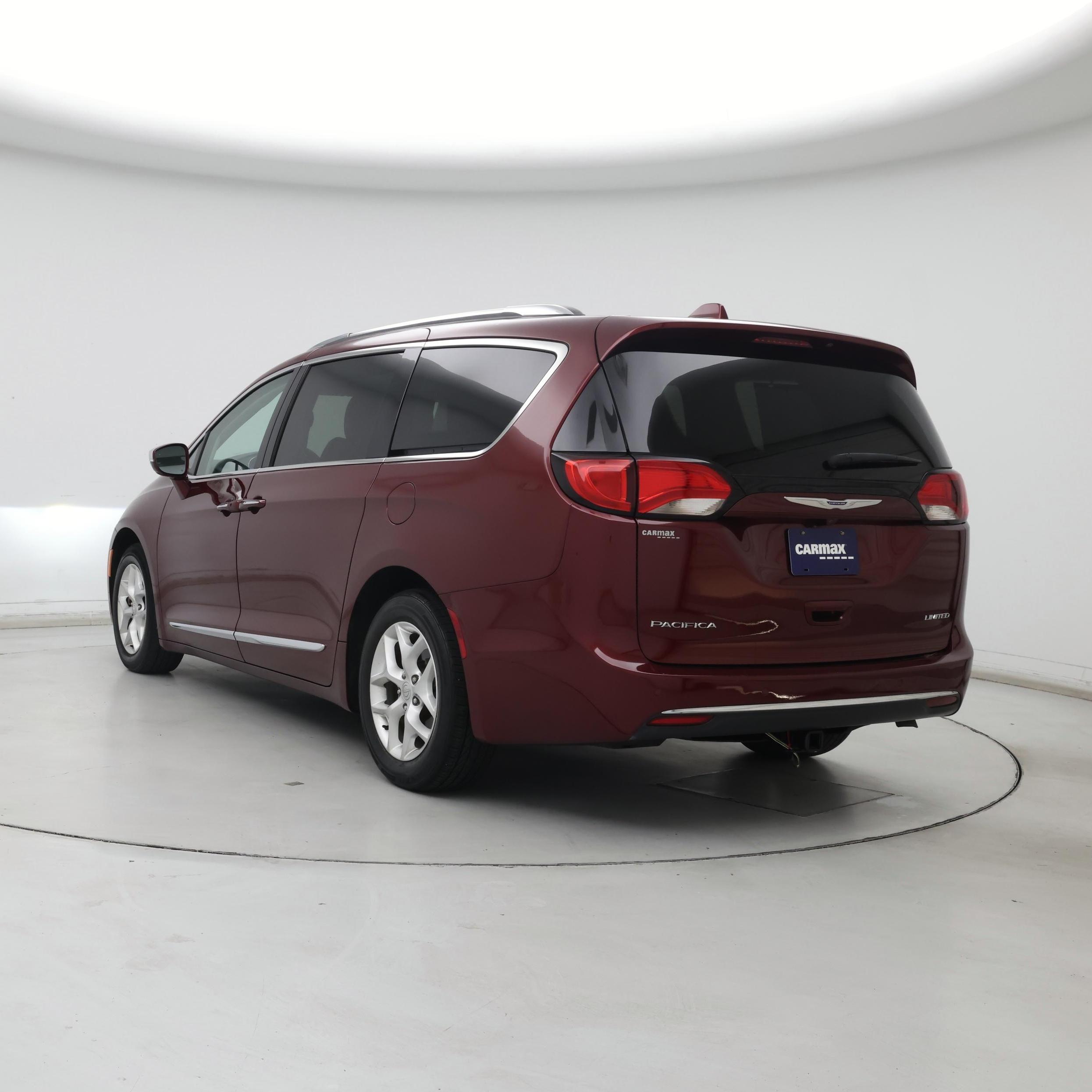 Thumbnail: 2020 Chrysler Pacifica - 2