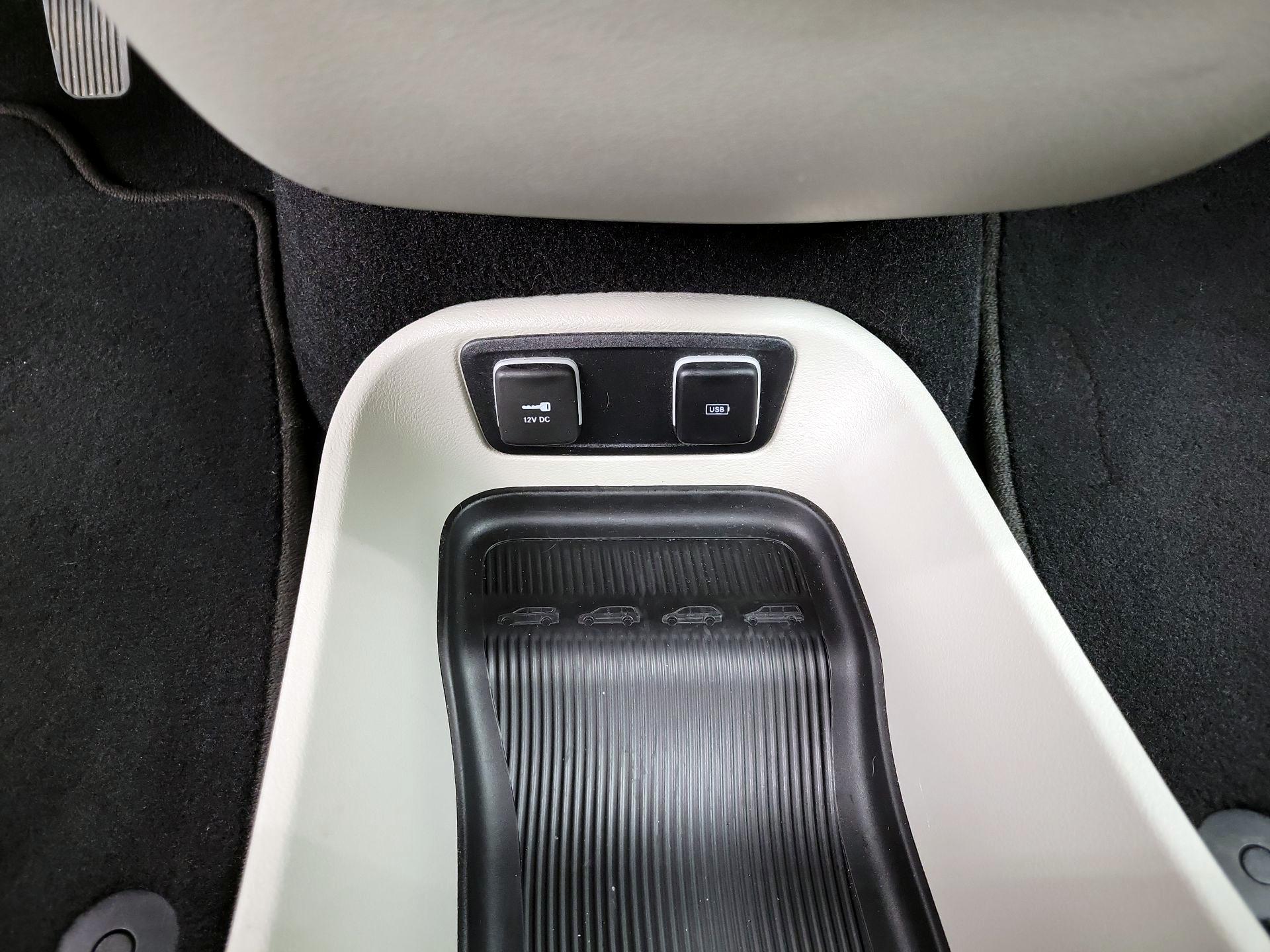 Thumbnail: 2020 Chrysler Pacifica - 19