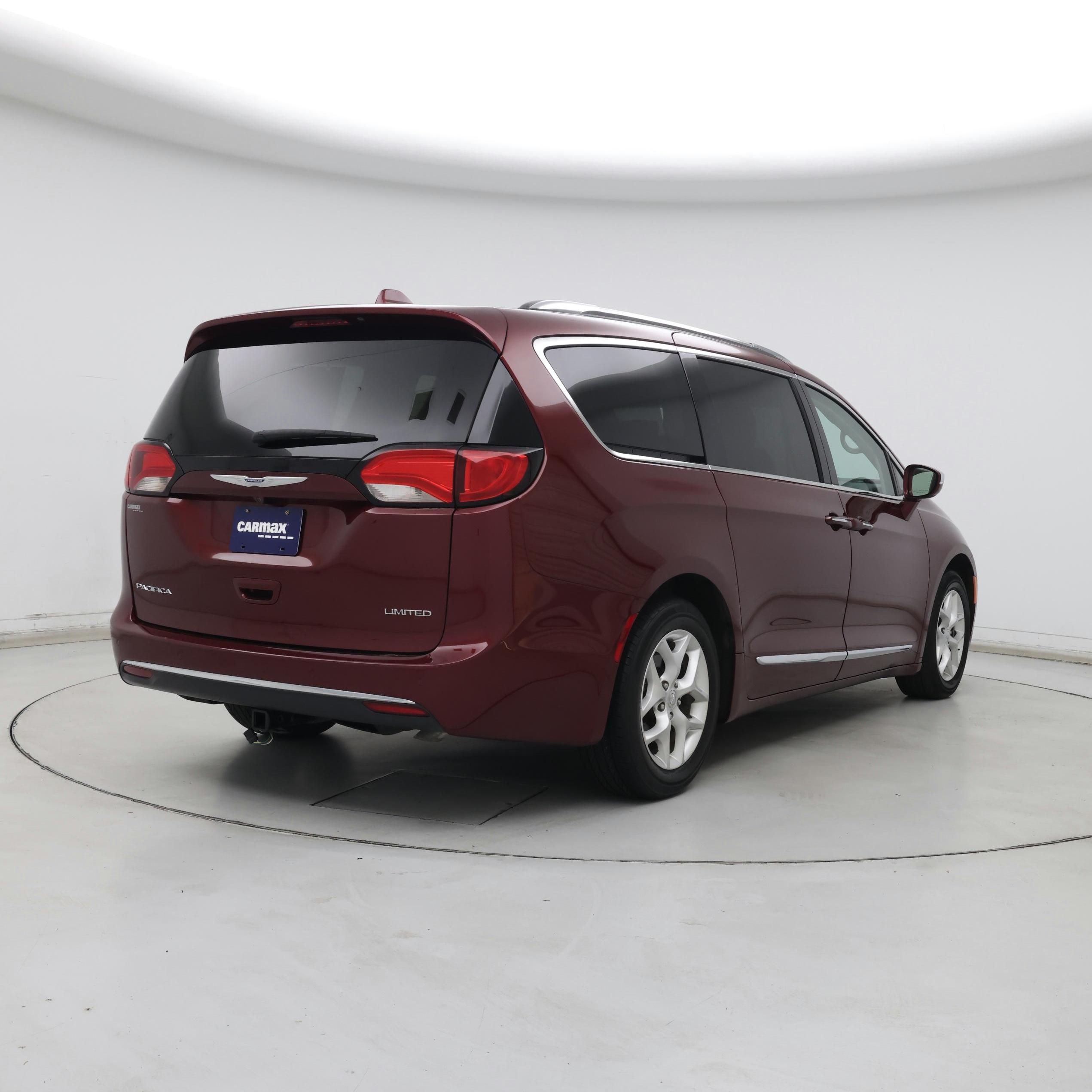 Thumbnail: 2020 Chrysler Pacifica - 8