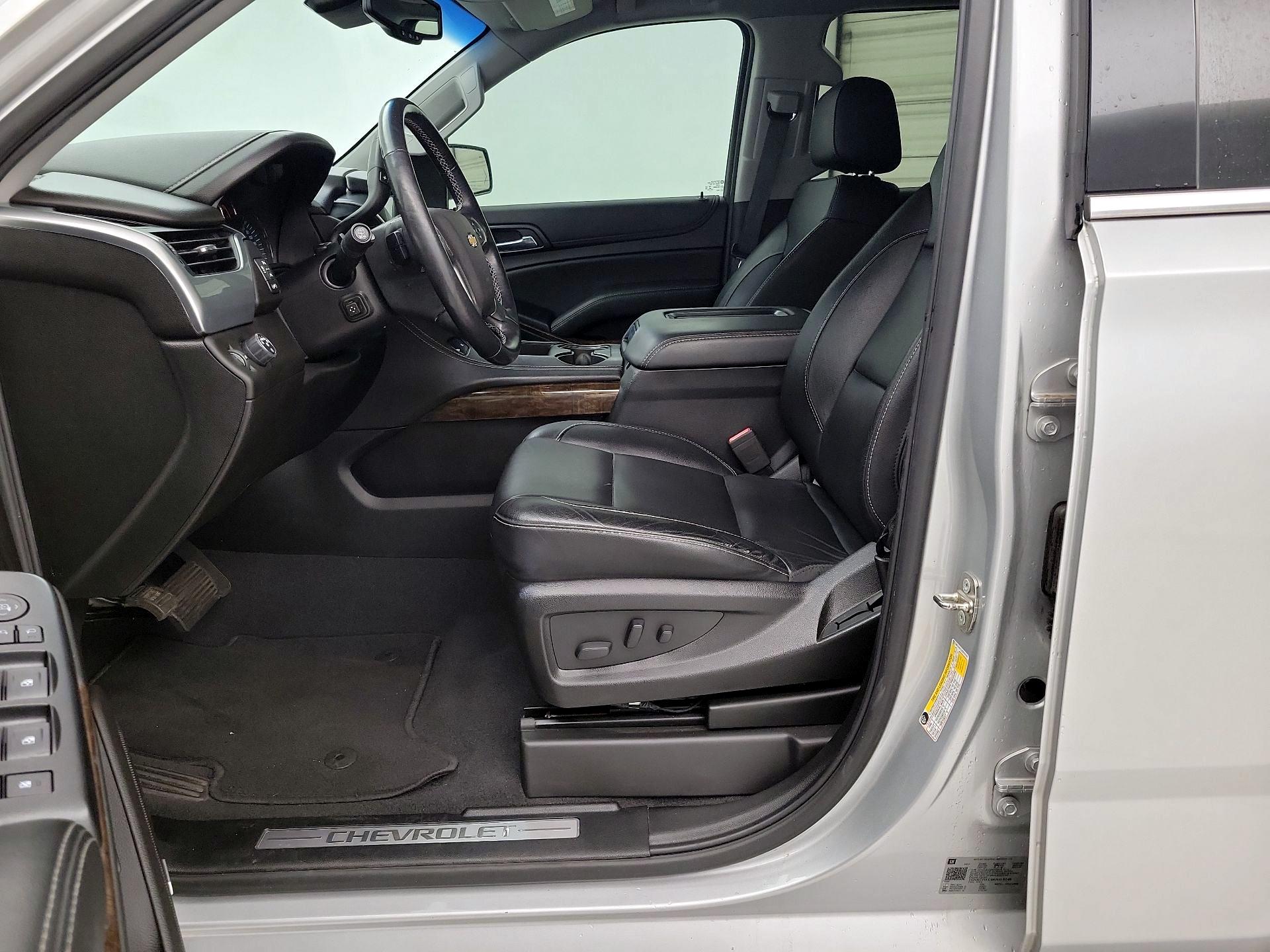 Thumbnail: 2019 Chevrolet Suburban - 11