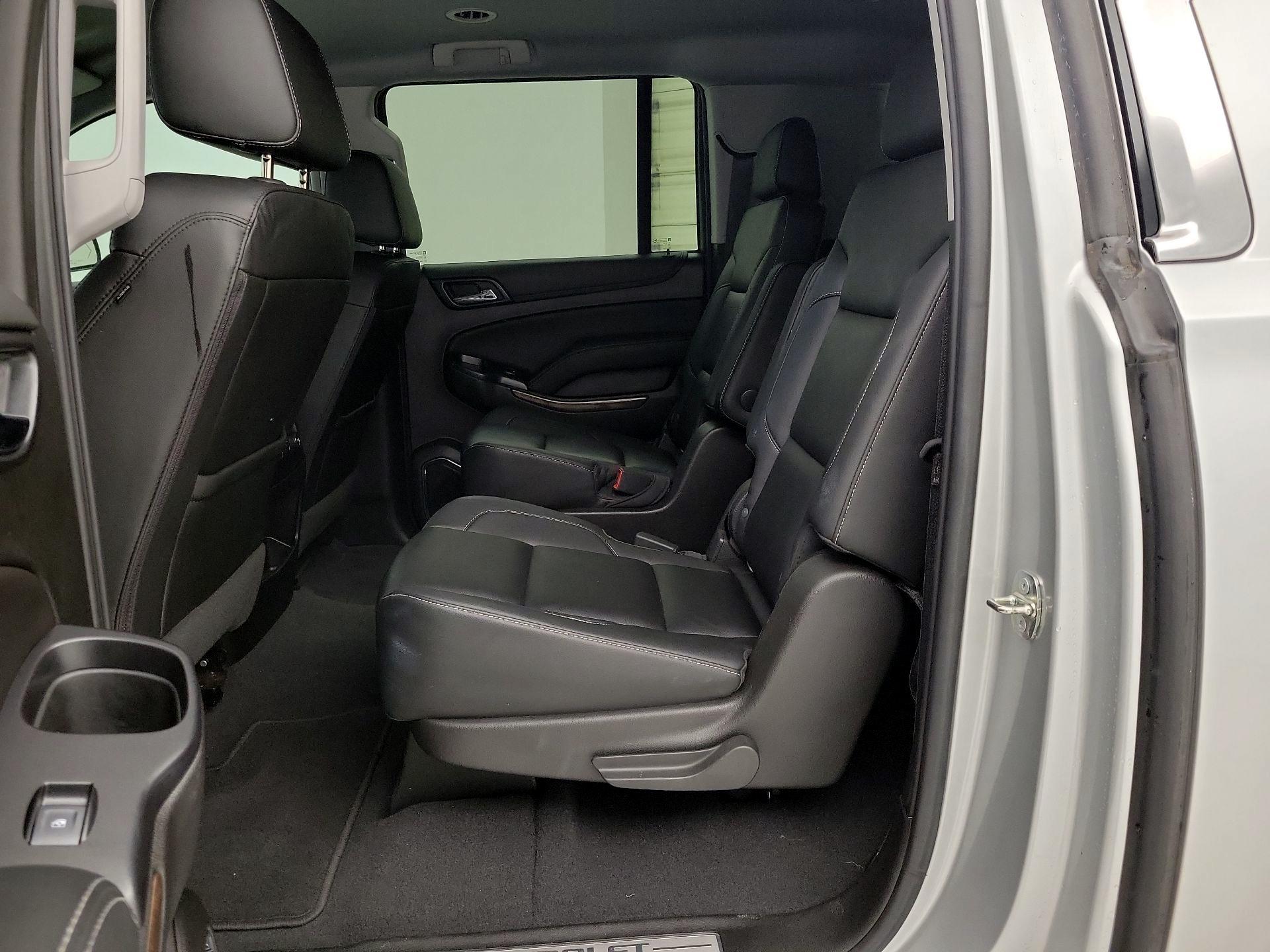 Thumbnail: 2019 Chevrolet Suburban - 20