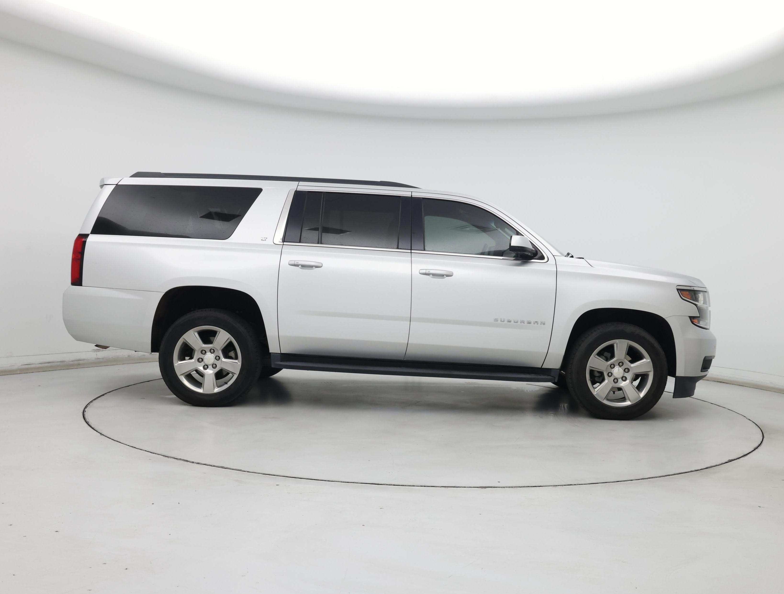Thumbnail: 2019 Chevrolet Suburban - 7