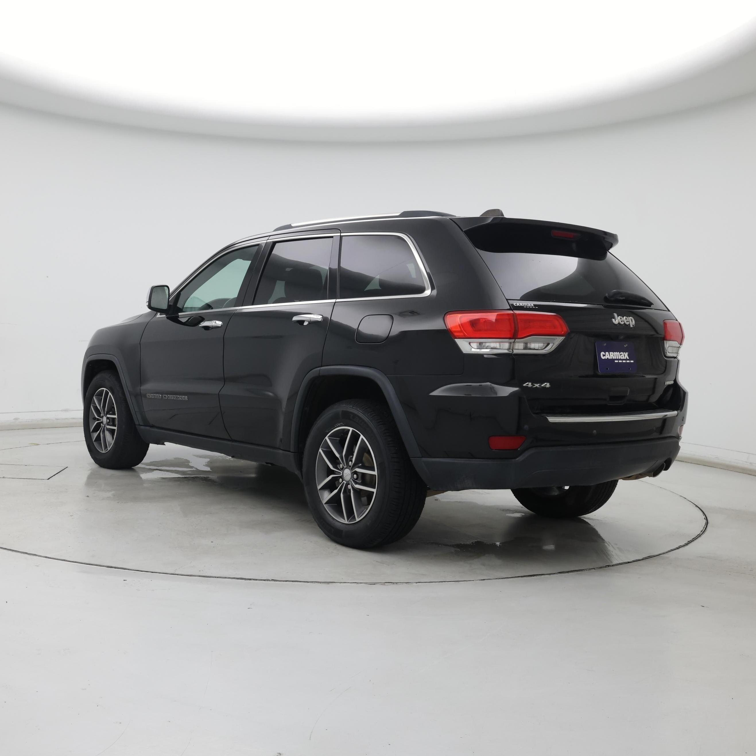 Thumbnail: 2017 Jeep Grand Cherokee - 2