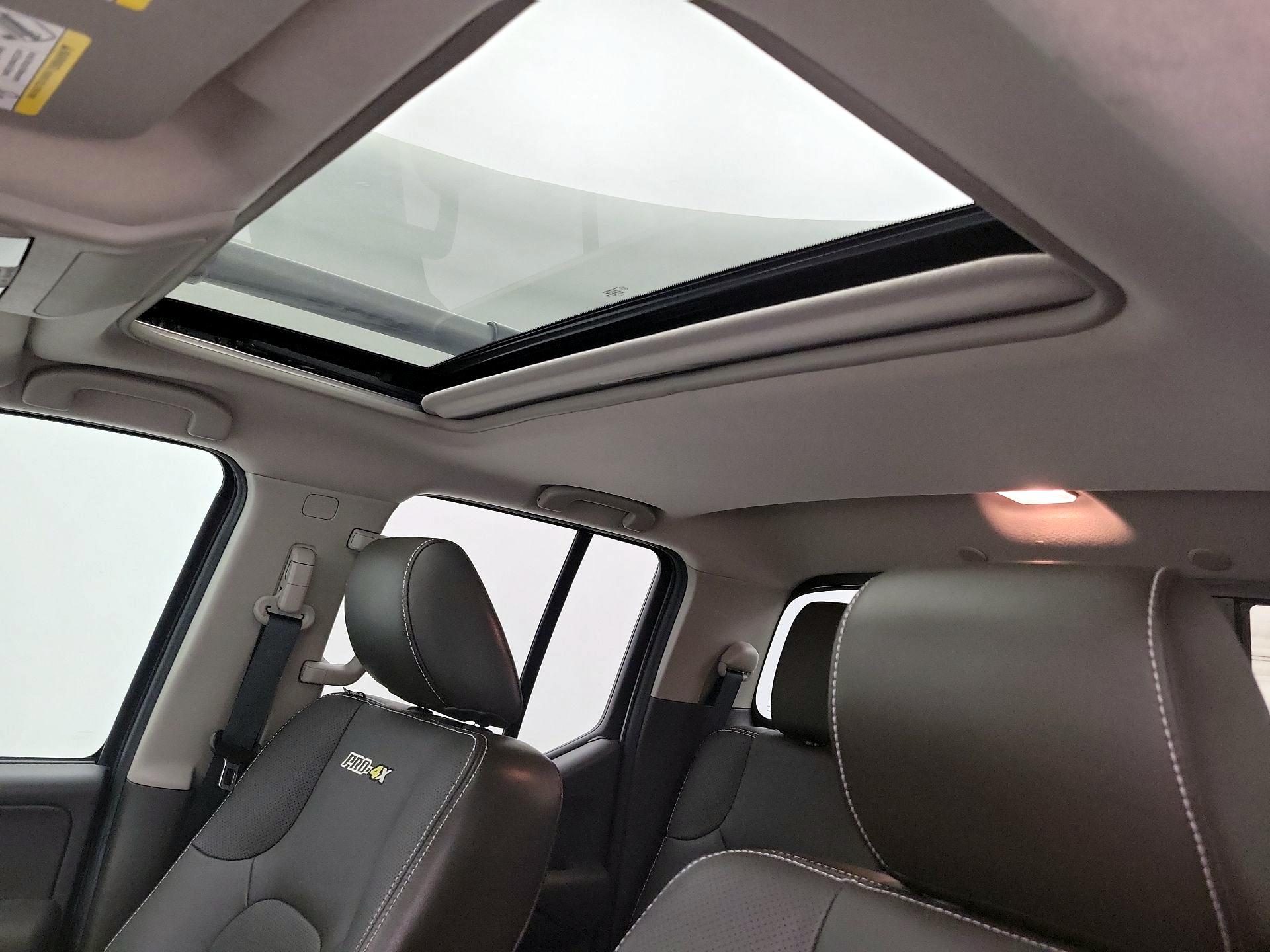Thumbnail: 2019 Nissan Frontier - 20