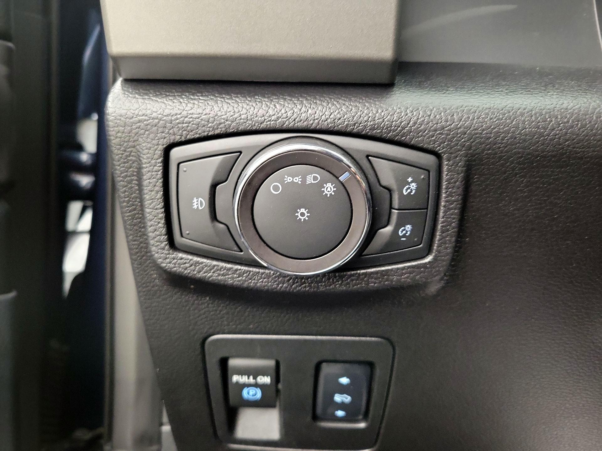 Thumbnail: 2018 Ford Expedition - 13