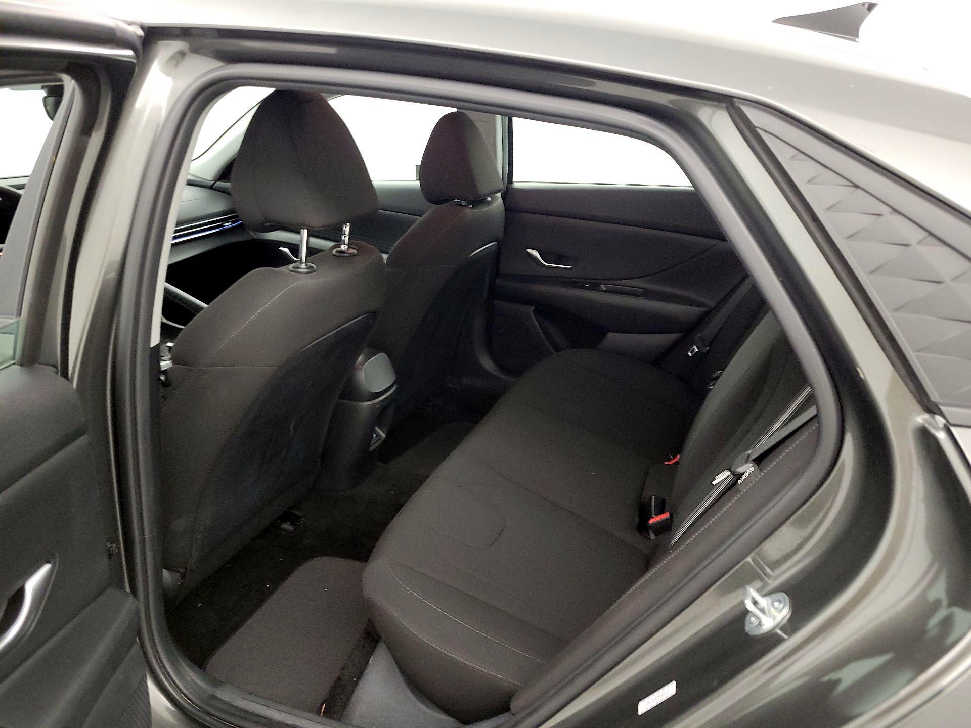 Thumbnail: 2024 Hyundai Elantra - 20