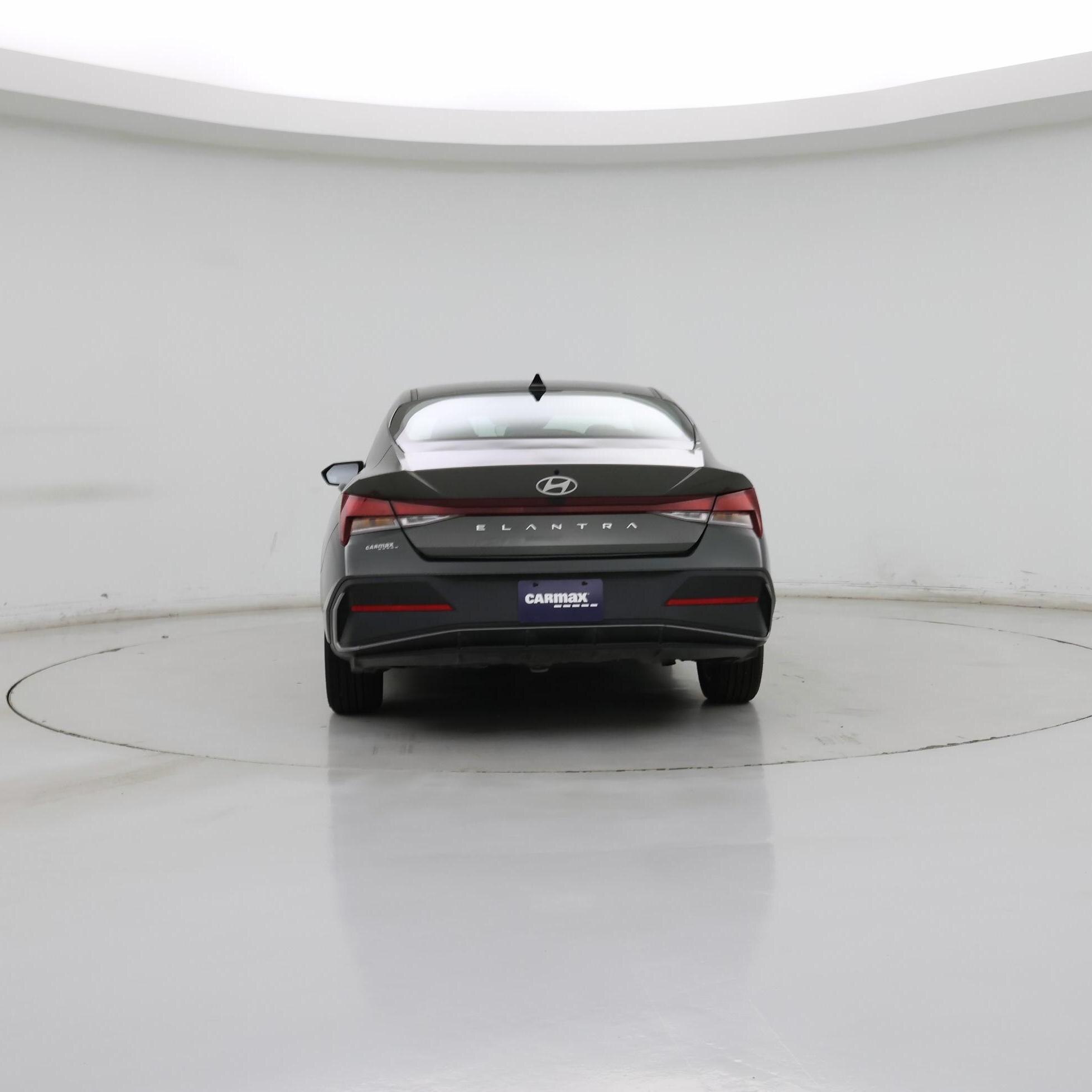 Thumbnail: 2024 Hyundai Elantra - 6