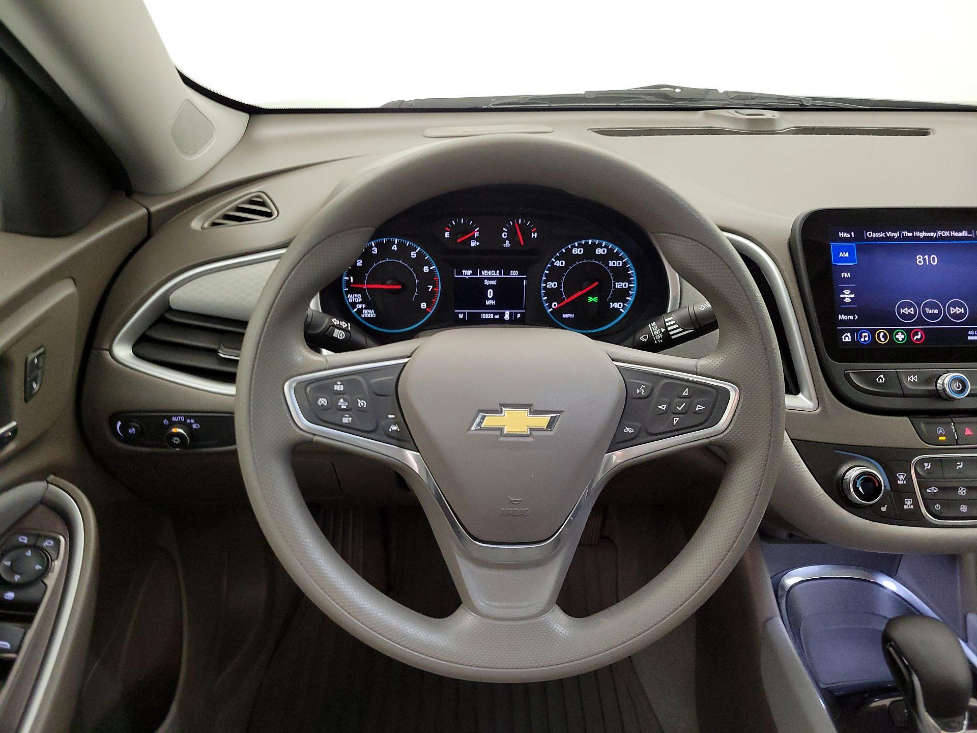 Thumbnail: 2023 Chevrolet Malibu - 10