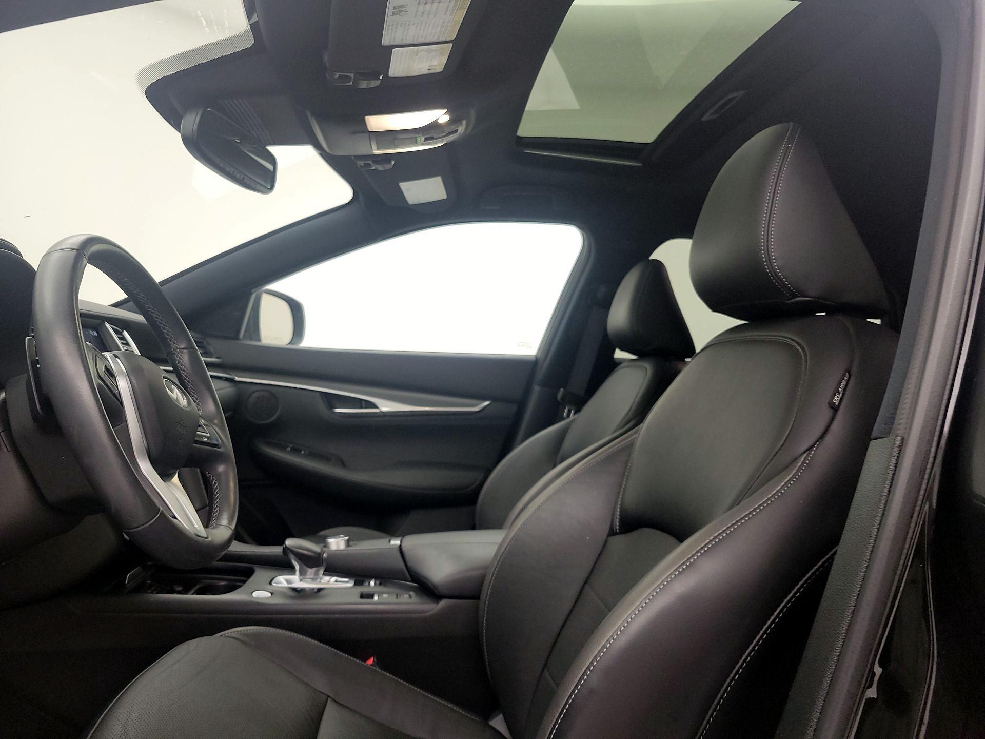Thumbnail: 2023 INFINITI QX55 - 19