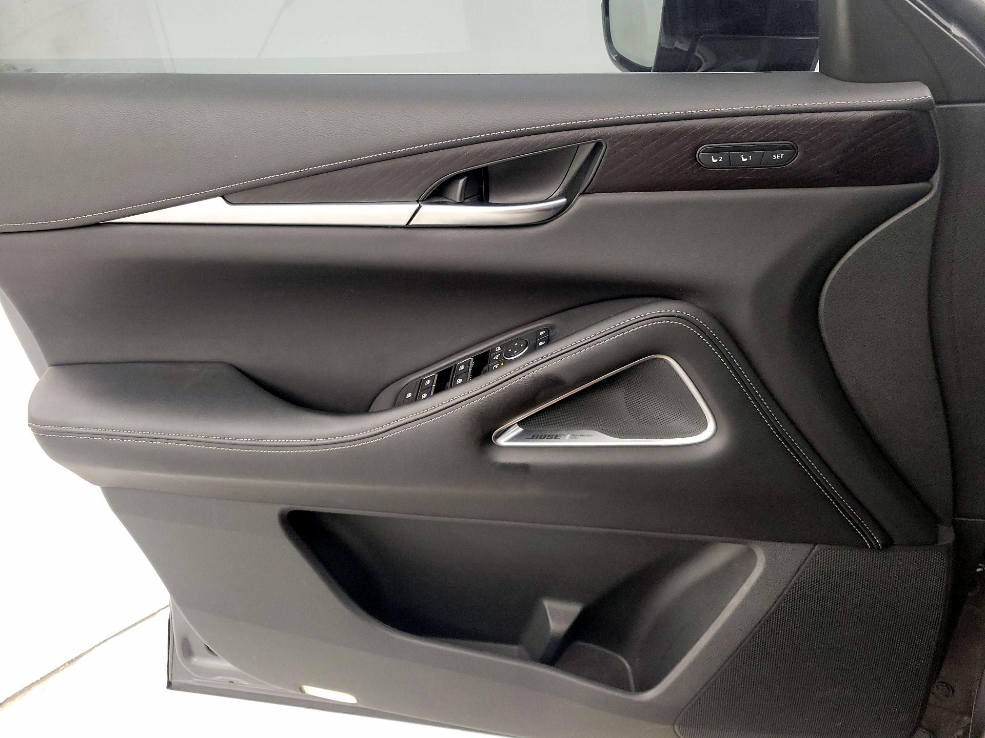 Thumbnail: 2023 INFINITI QX60 - 12