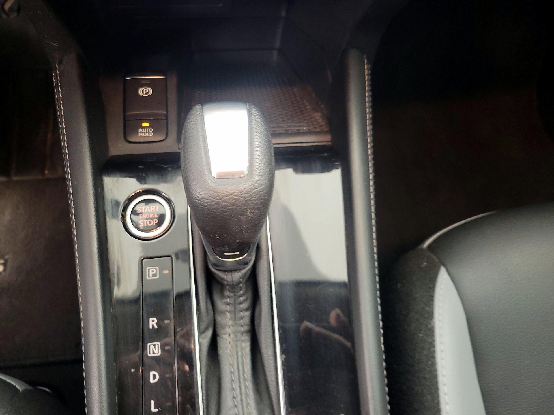 Thumbnail: 2023 Nissan Kicks - 17