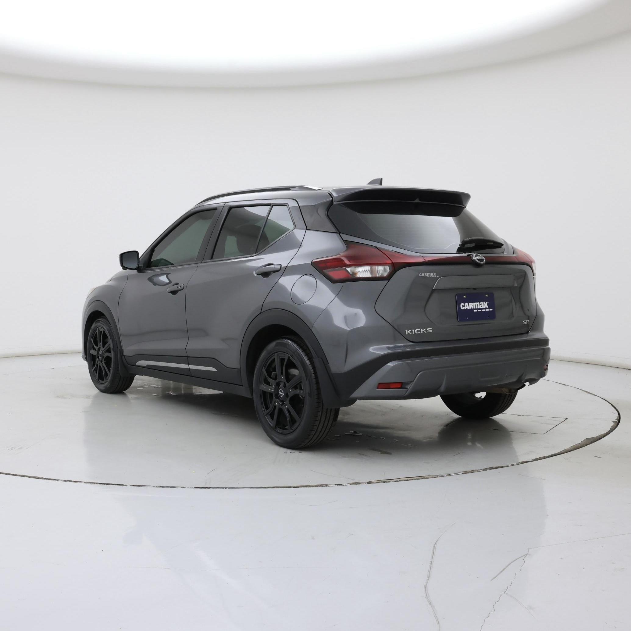 Thumbnail: 2023 Nissan Kicks - 2